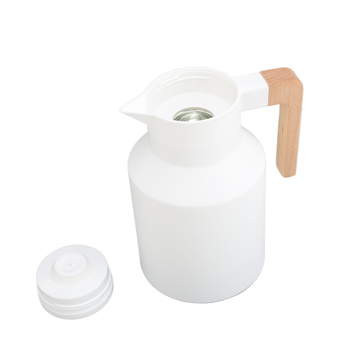Weißer, zylindrischer Thermosbehälter mit Holzgriff und Deckel. Der Deckel ist abgenommen und liegt neben der Thermoskanne.