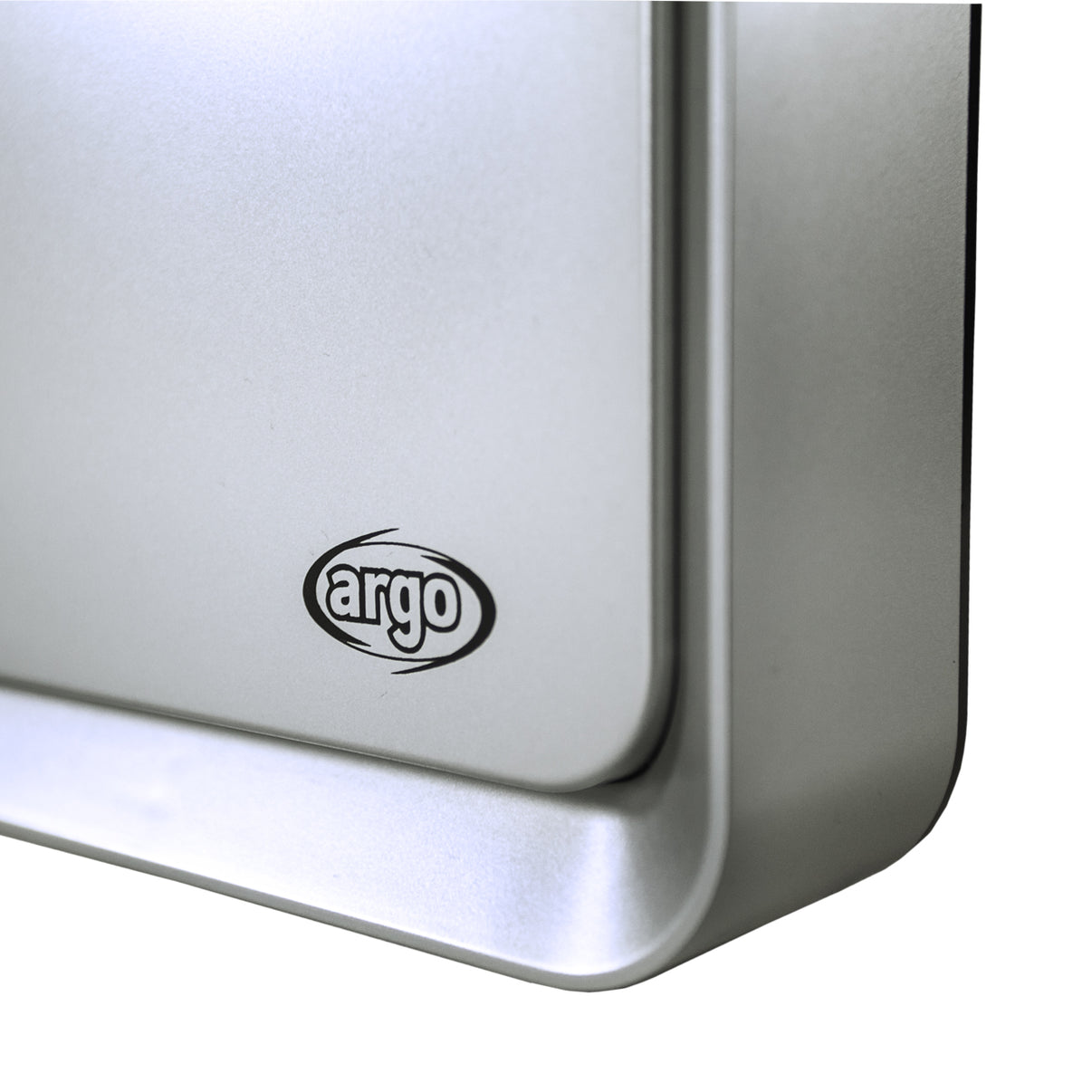 Primo piano di un elettrodomestico Argo argentato con un logo 'argo' in un ovale nero.