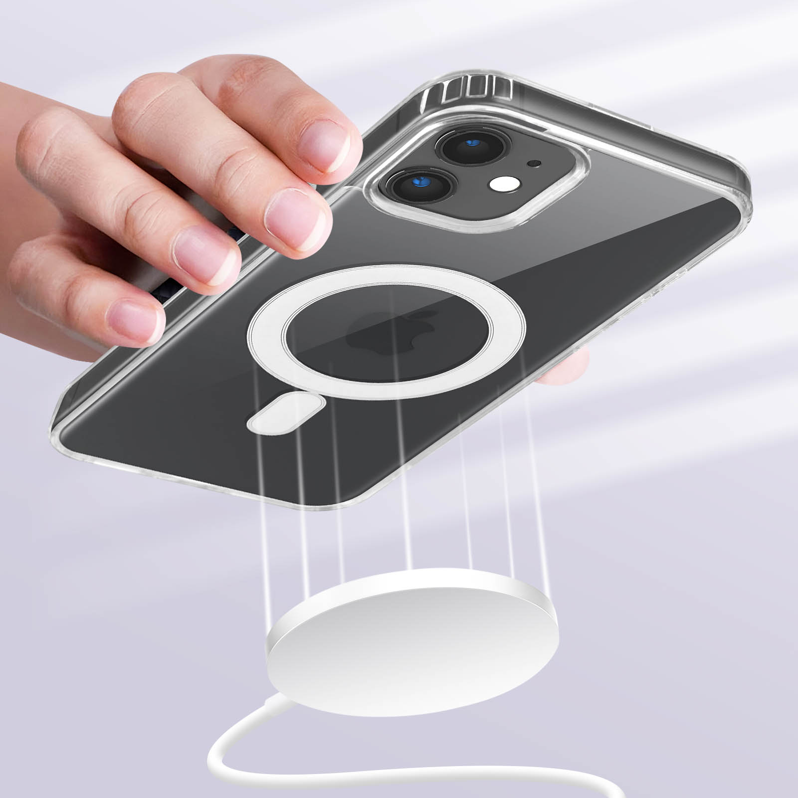 Mano che tiene un telefono in una custodia con anello bianco, sopra un caricabatterie wireless.