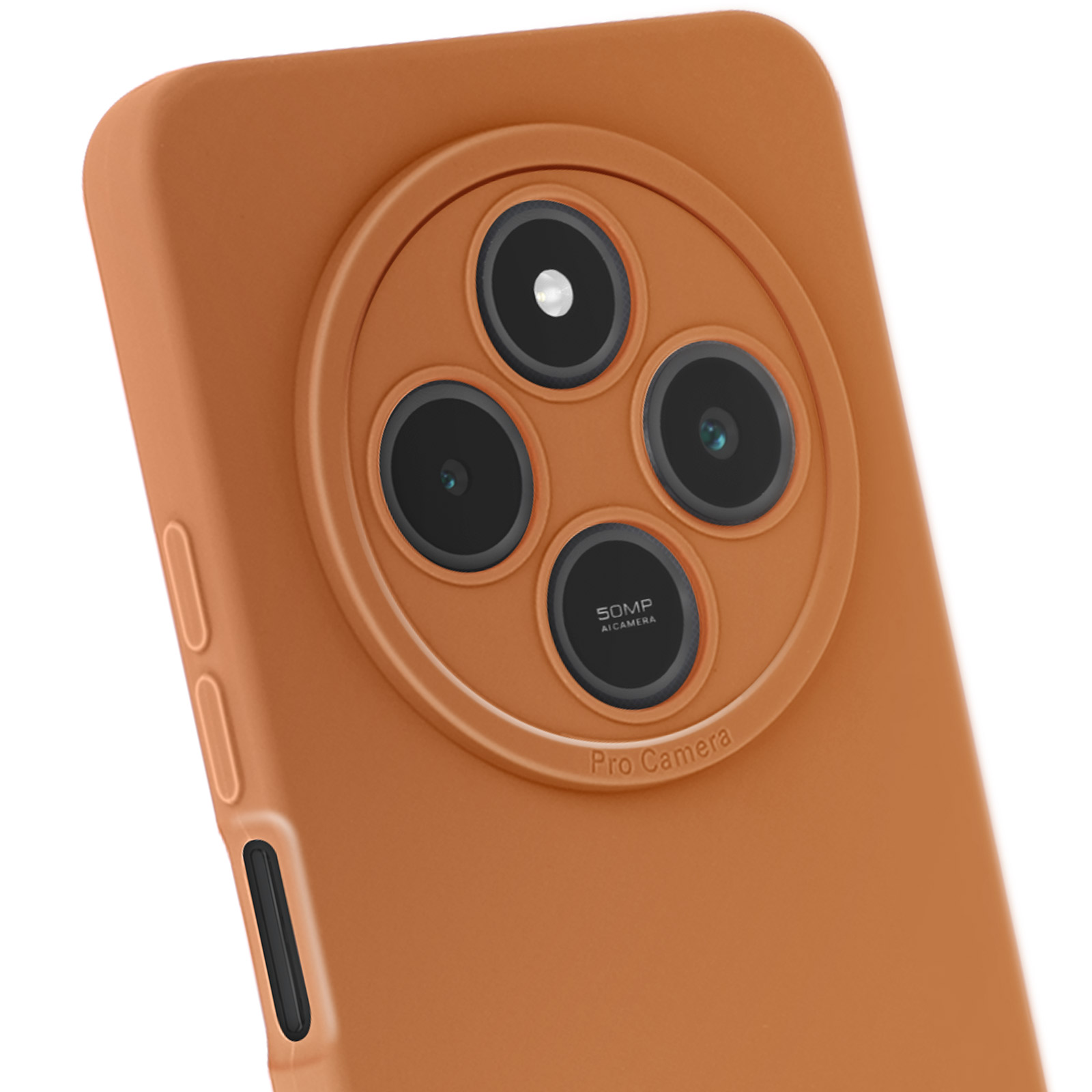 Custodia arancione per telefono con tre obiettivi. Dice '50MP AI Camera' e 'Pro Camera'.