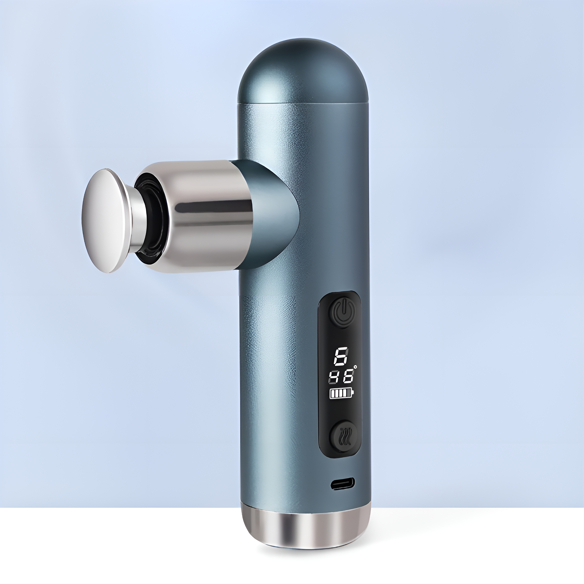 Eine blaue Massagepistole mit metallischem Kopf, zeigt ein Display mit Zeit und Intensität.