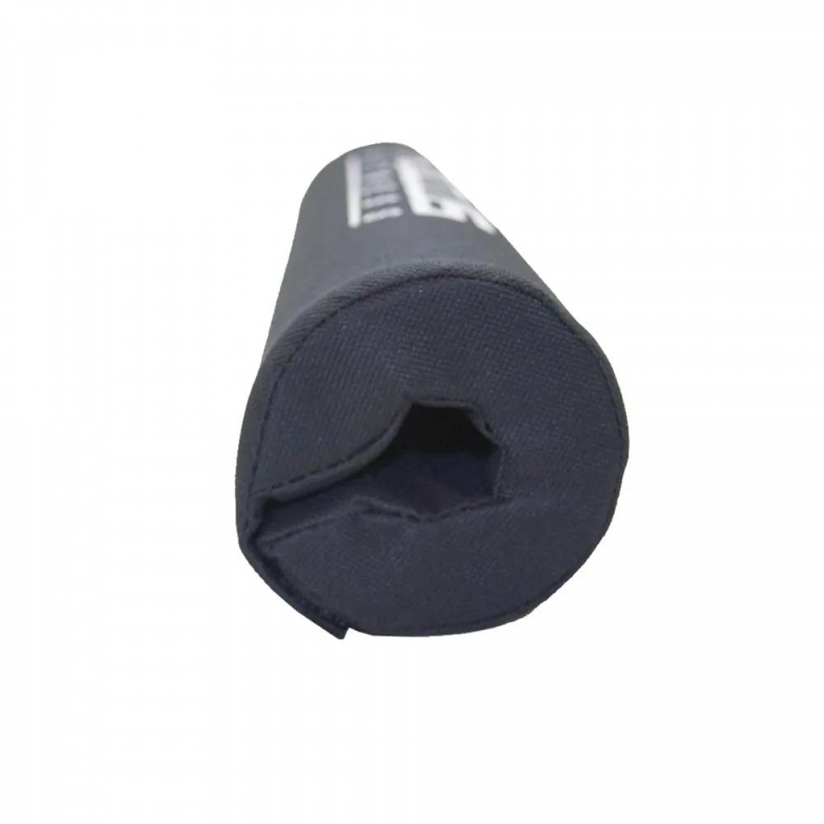 Zwart barbellpad. De achtergrond is wit.