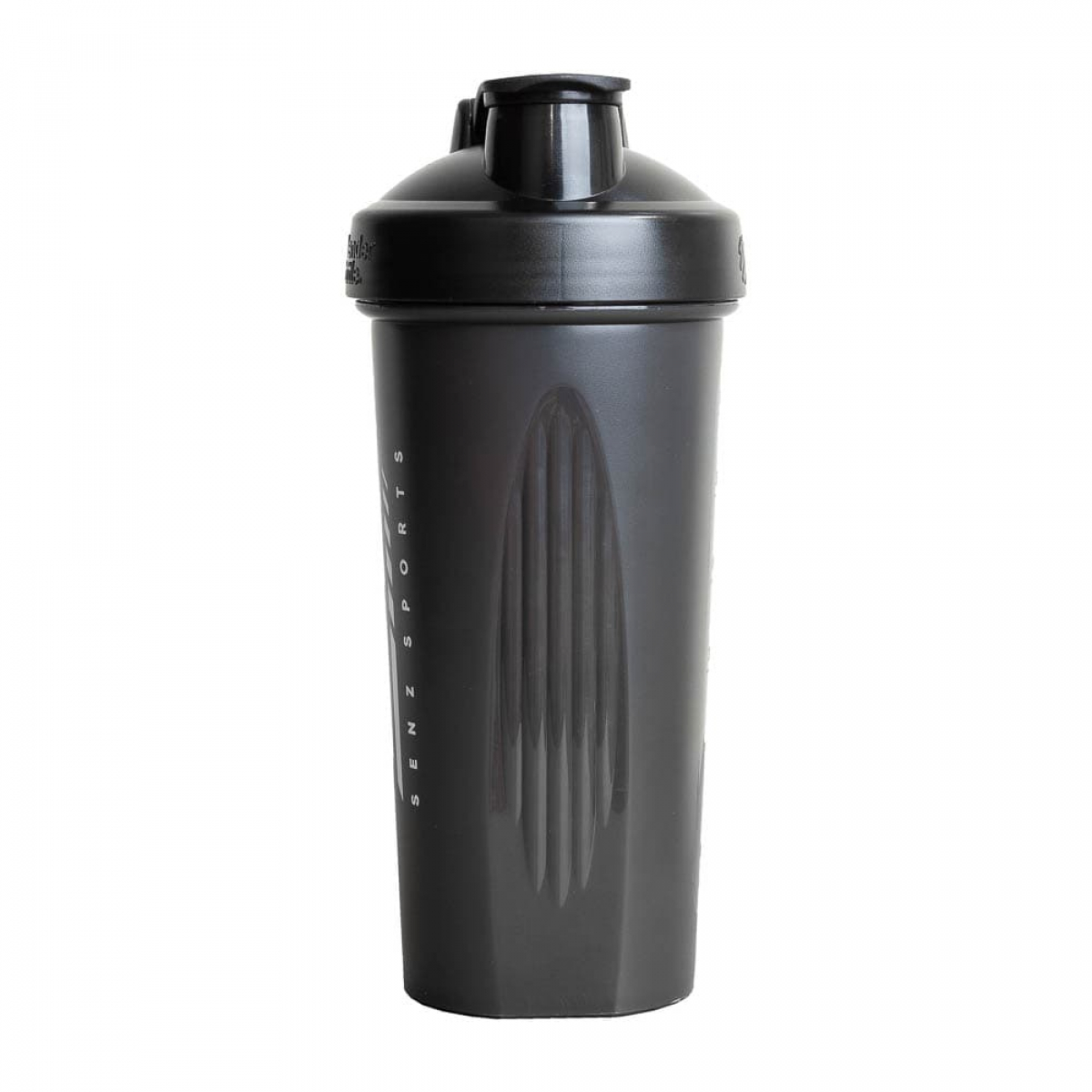 Zwarte shakerfles met wit 'SENZ SPORTS' logo, op witte achtergrond.