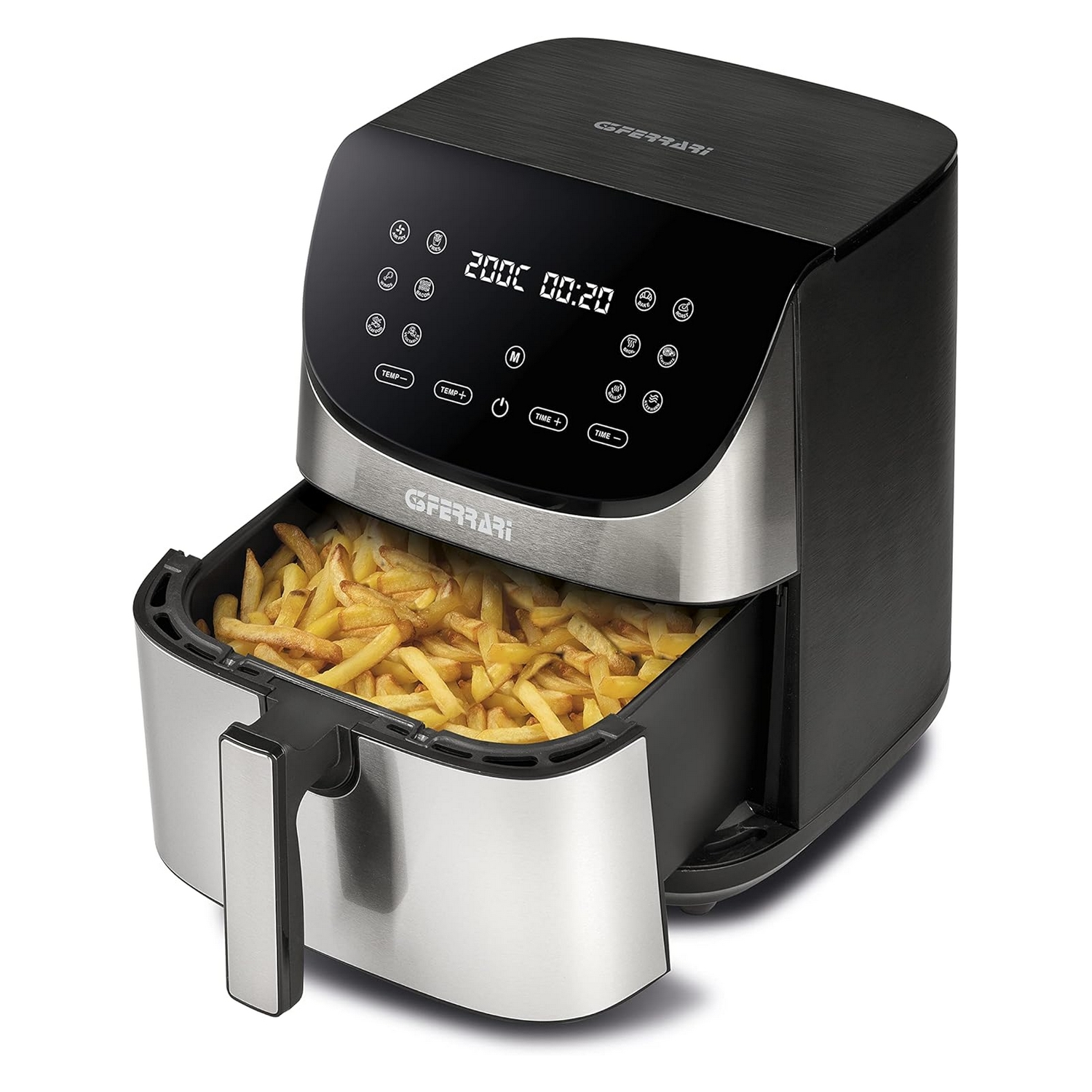 Czarna i srebrna frytkownica powietrzna z szufladą pełną frytek, wyświetlacz, białe tło.