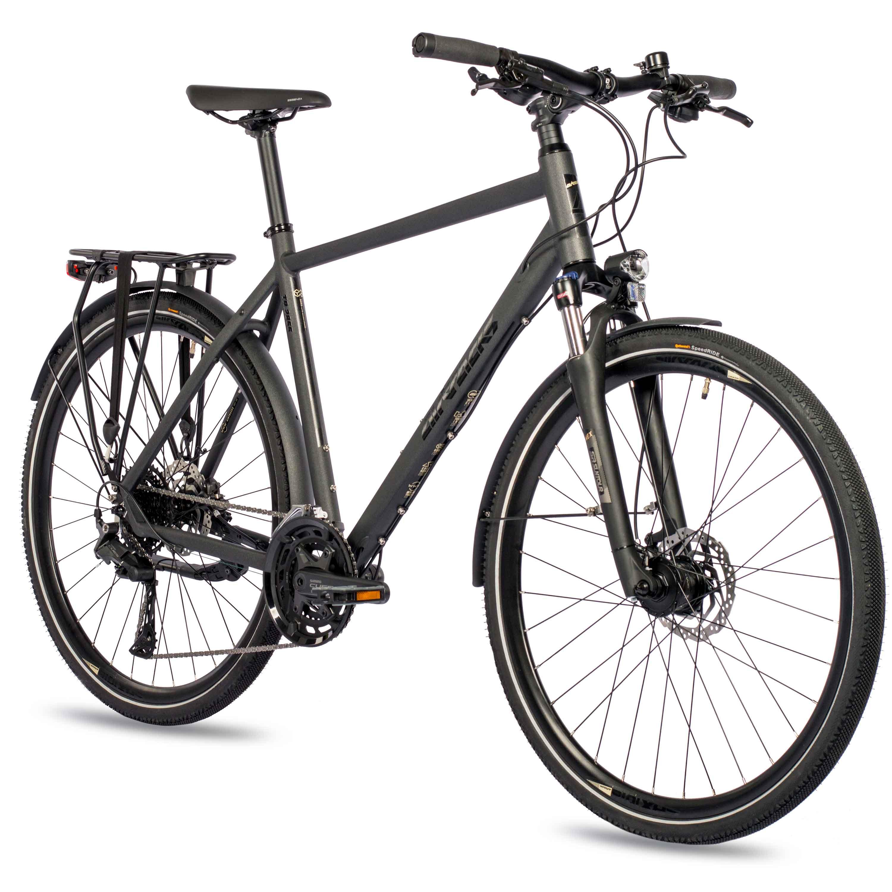 Schwarzes Fahrrad mit Schutzblechen, Gepäckträger und schwarzen Reifen, vor weißem Hintergrund.