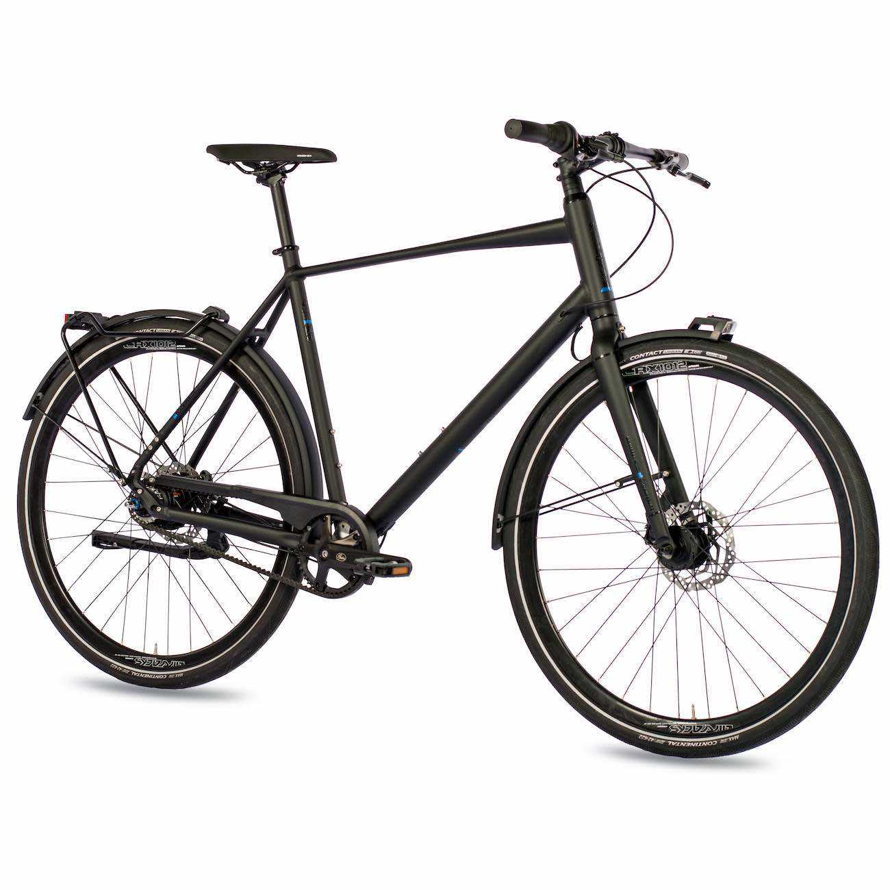 Ein schwarzes Fahrrad mit schwarzen Reifen und einem schwarzen Rahmen, vor weißem Hintergrund.