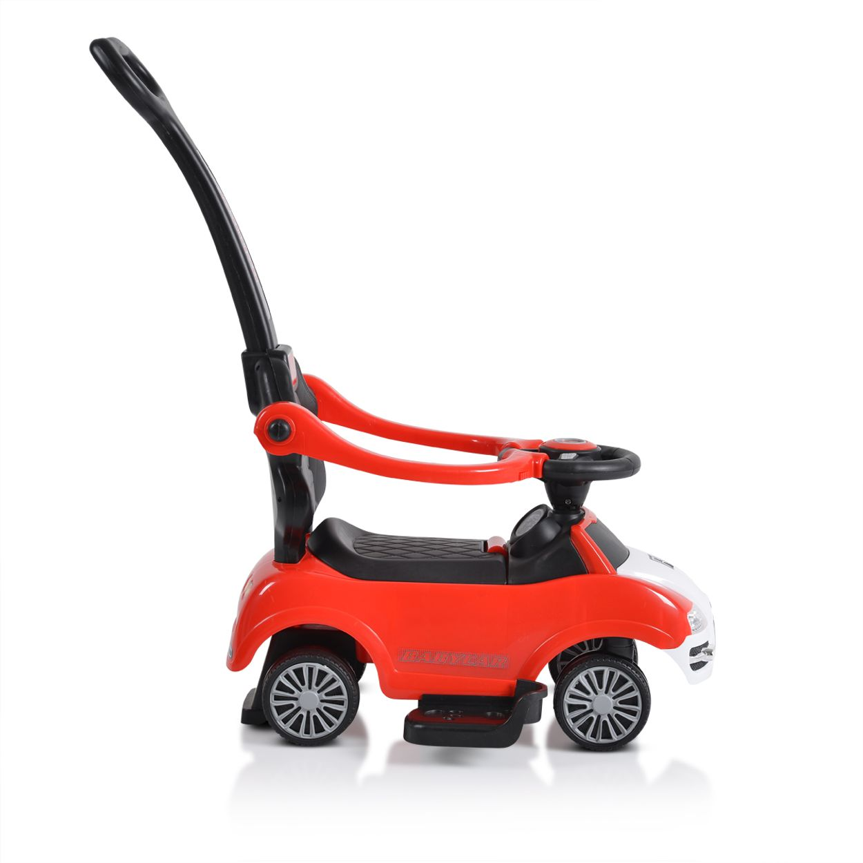 Ein rot-weißes Spielzeugauto mit Griff, Seitenansicht, weißer Hintergrund.