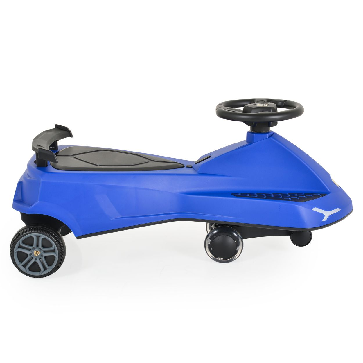 Blaues Spielzeugauto mit schwarzem Sitz und Lenkrad auf weißem Hintergrund.