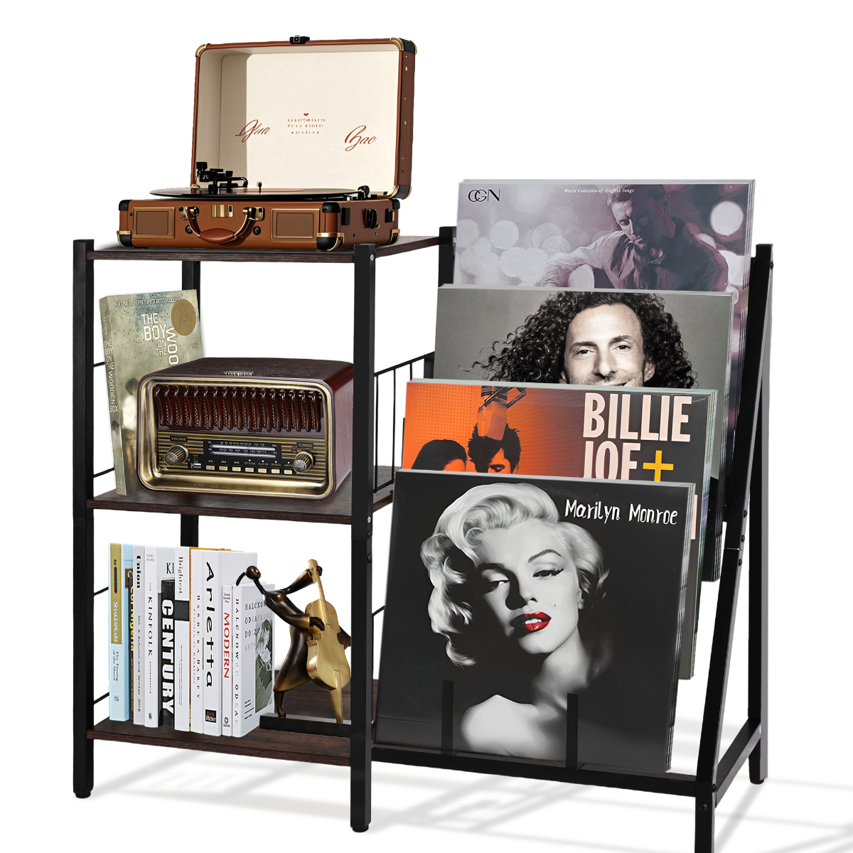 Ein Vintage-Plattenspieler, Schallplatten und Bücher auf einem schwarzen Metallregal.