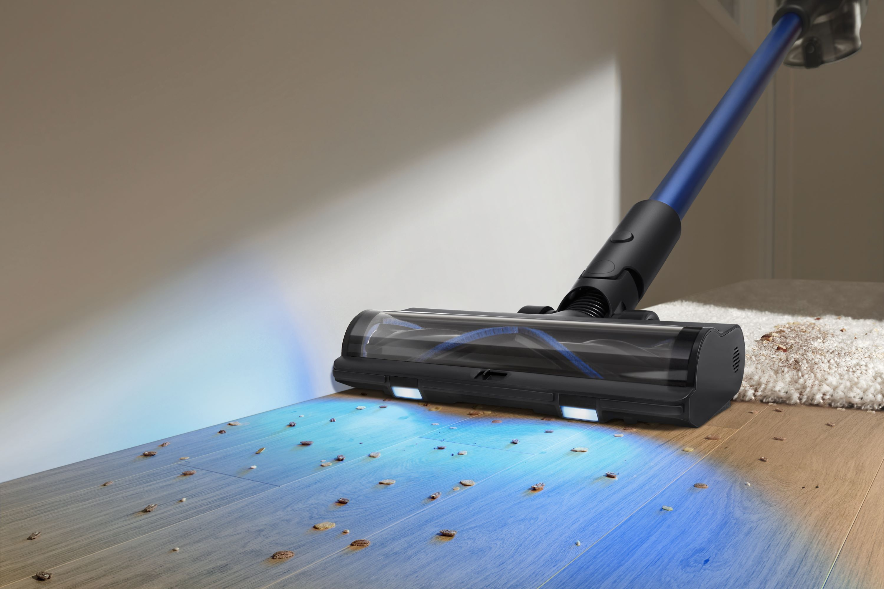 Odkurzacz czyszczący drewnianą podłogę.