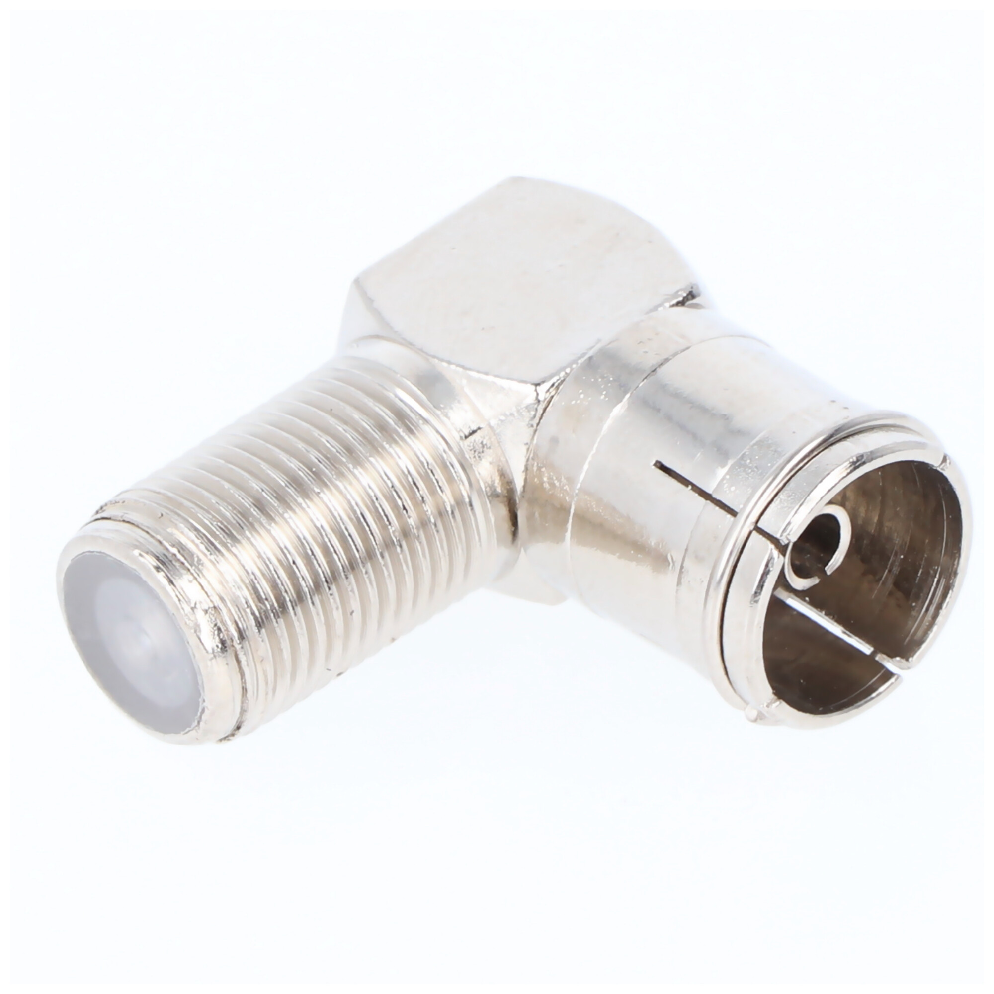 Een zilveren, 90-graden F-connector. Het heeft een schroefdraadeinde en een pin.