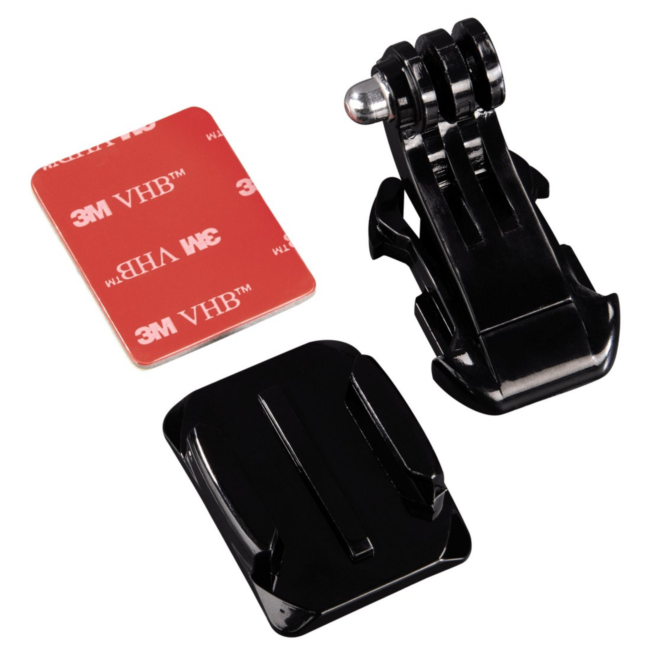 Czarny uchwyt do kamery sportowej z podkładkami samoprzylepnymi. Zawiera podstawę i klamrę.