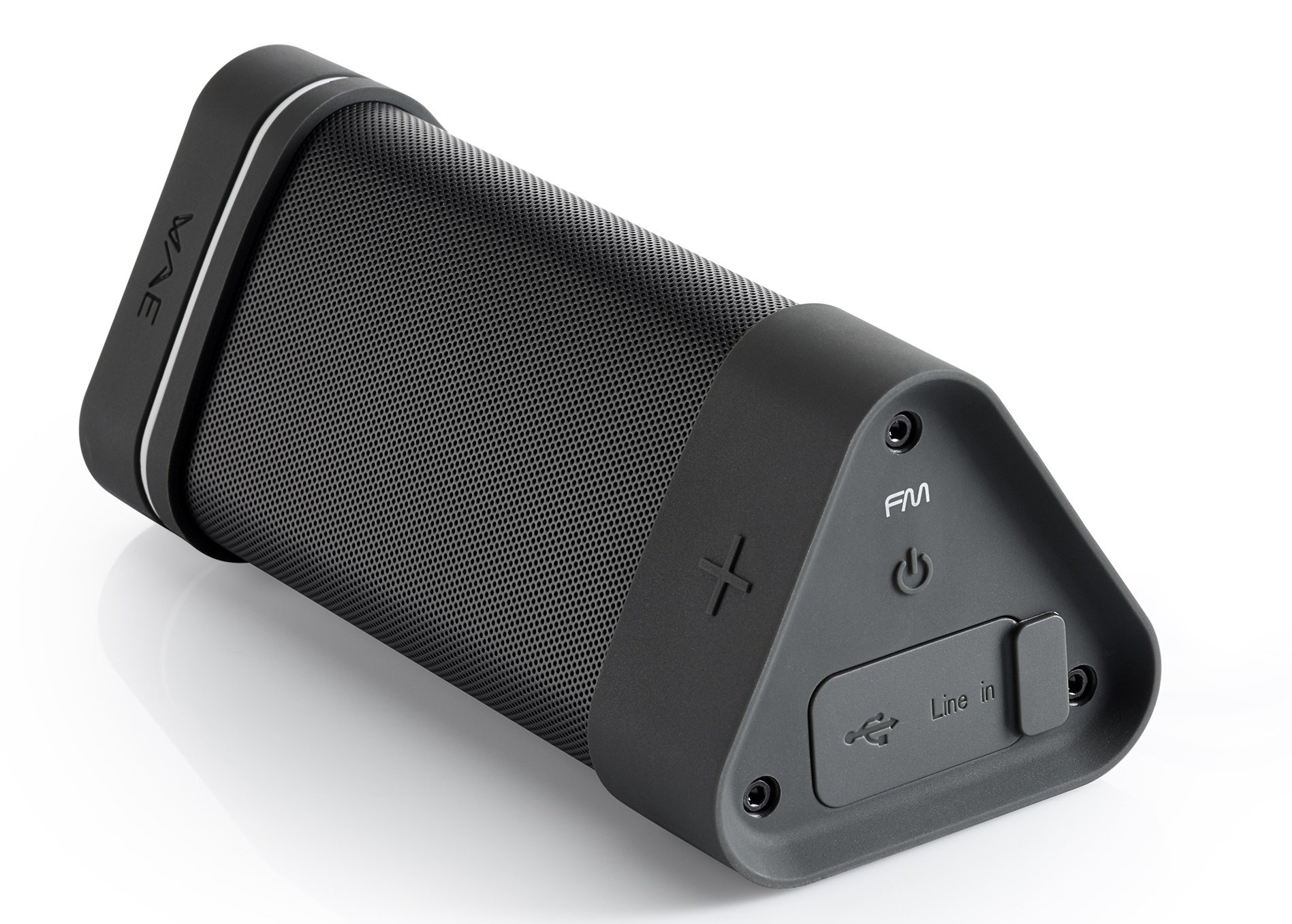 Czarny i szary głośnik przenośny z elementami sterującymi i portem wejścia liniowego, białe tło.