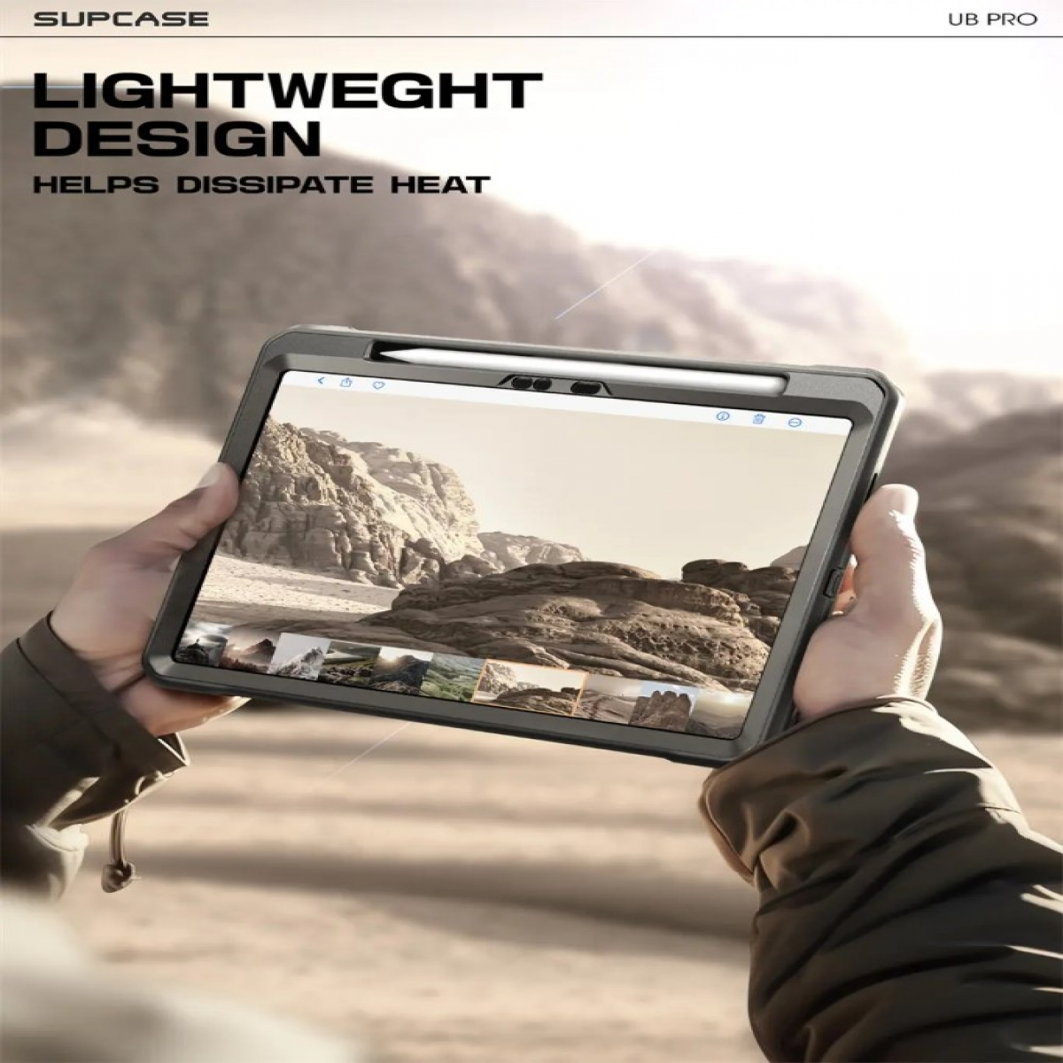 Mani che tengono un tablet in una custodia, con testo su design leggero e dissipazione del calore.