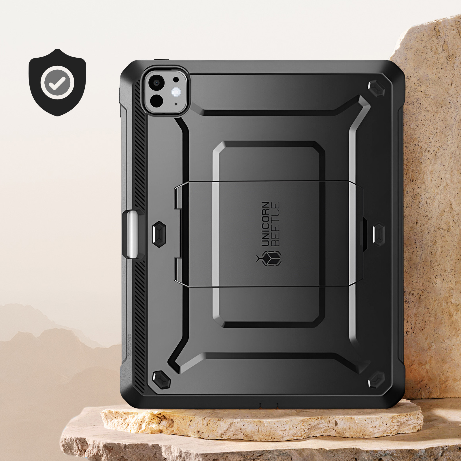 Custodia per tablet nera e robusta con icona scudo protettivo e logo.