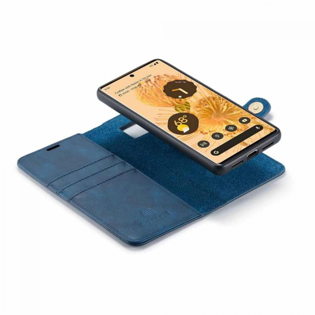 Geöffnete blaue Handyhülle mit Smartphone. Das Telefon zeigt eine Wetter-App an.