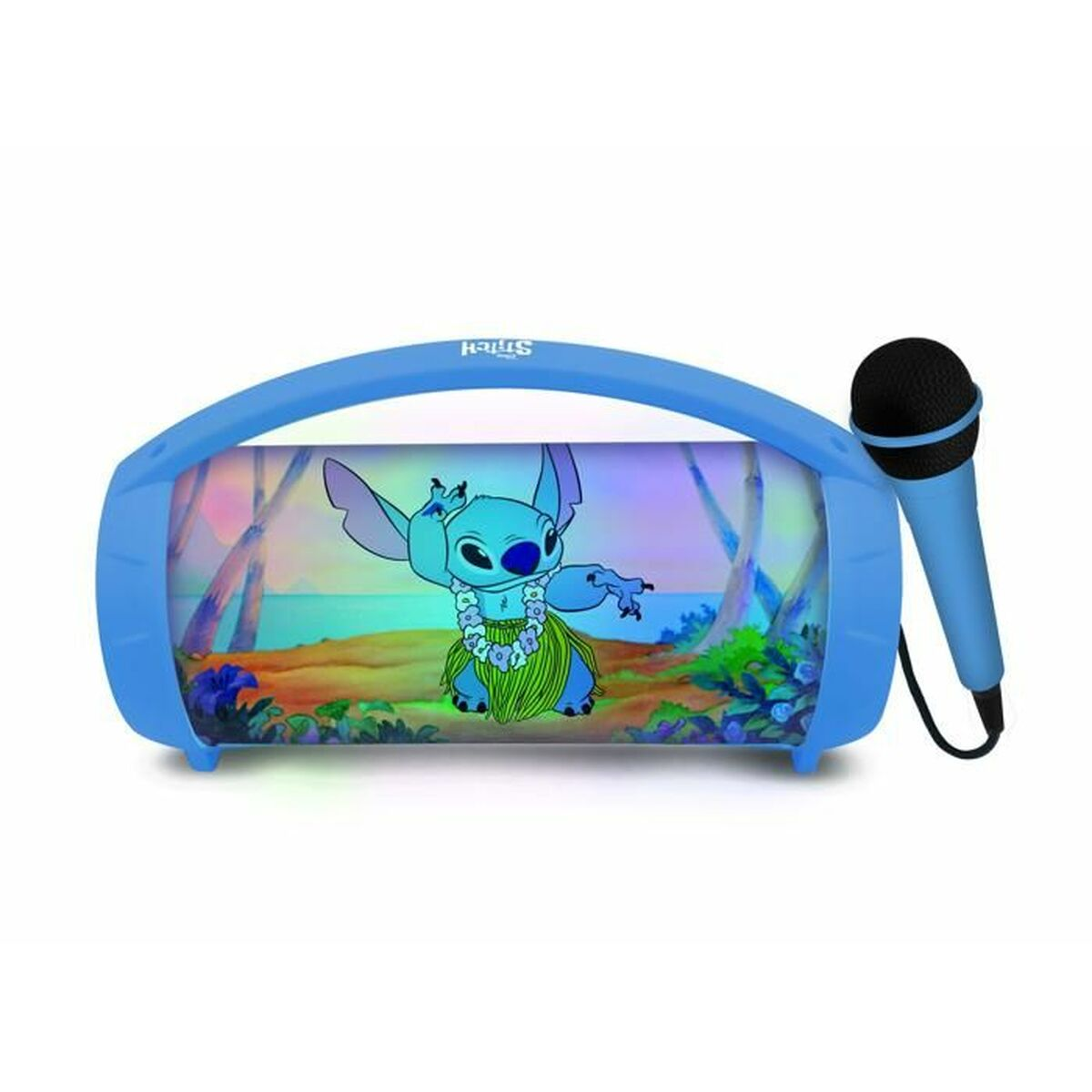 Un altoparlante Stitch blu con un microfono. Stitch tiene un lei hawaiano. Lo sfondo è tropicale.