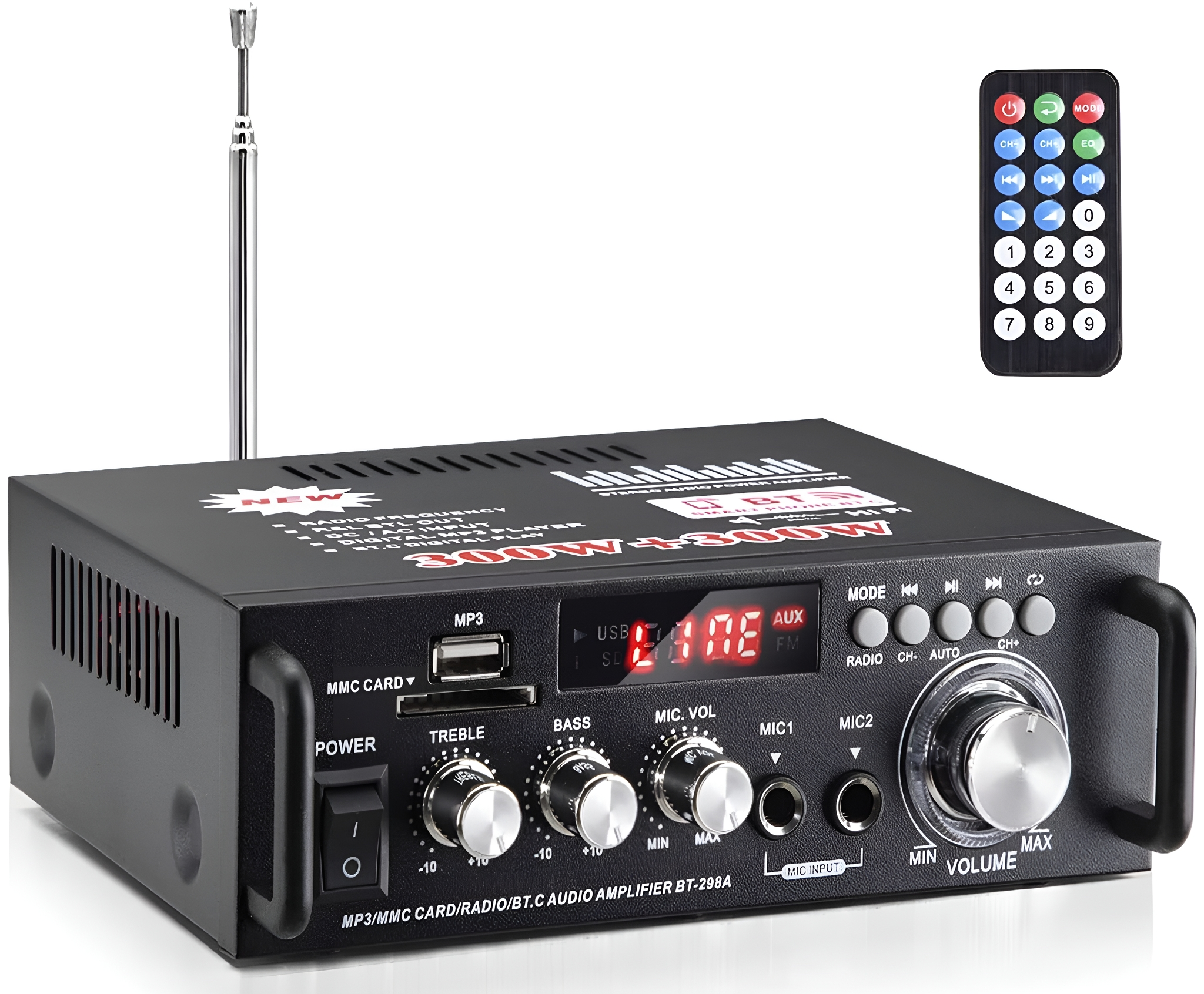Schwarzer Verstärker mit Knöpfen, Tasten und Fernbedienung. Er hat eine Antenne und ein Digitaldisplay.