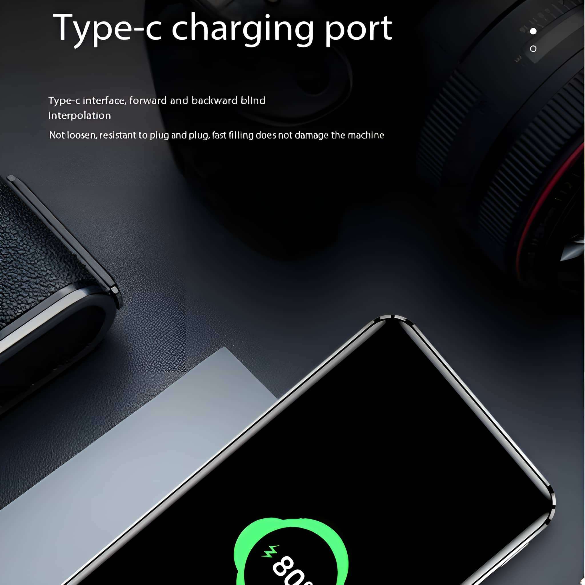 Ein schwarzes Telefon, das geladen wird, mit 80 % Ladung, Ladeanschluss und Text.