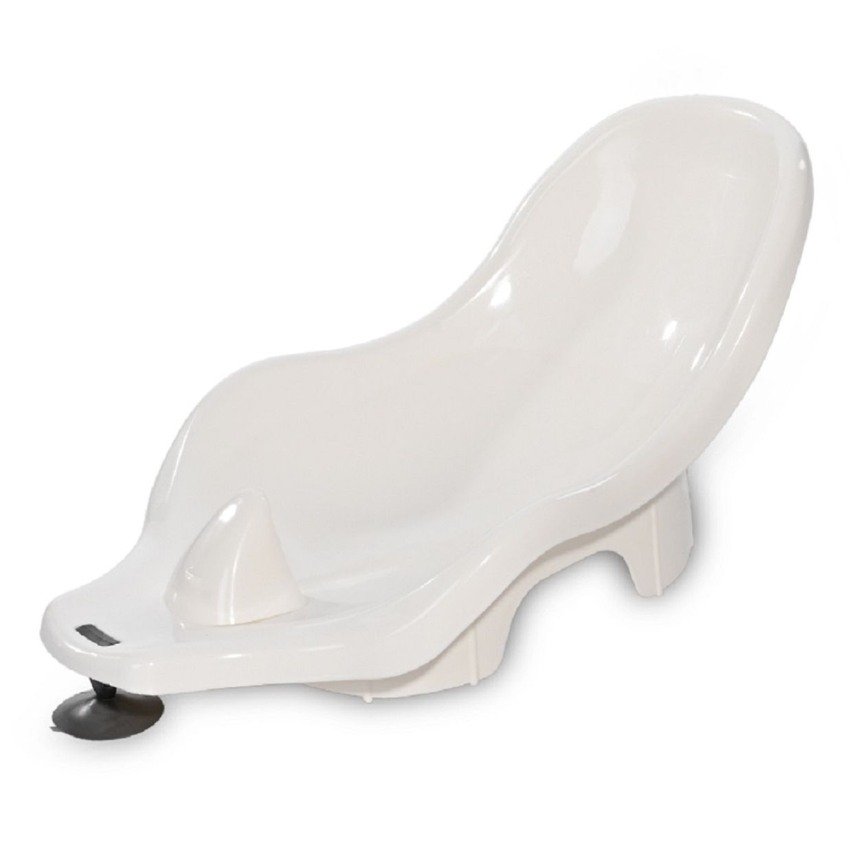 Weißer Baby-Badewannensitz. Der Sitz hat ein geschwungenes Design und einen Saugnapf.