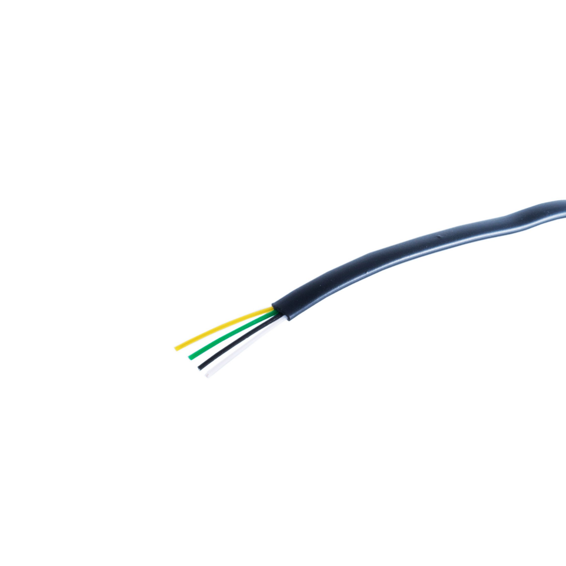 Schwarzes Kabel mit vier Adern am Ende sichtbar: gelb, grün, schwarz und weiß. Weißer Hintergrund.