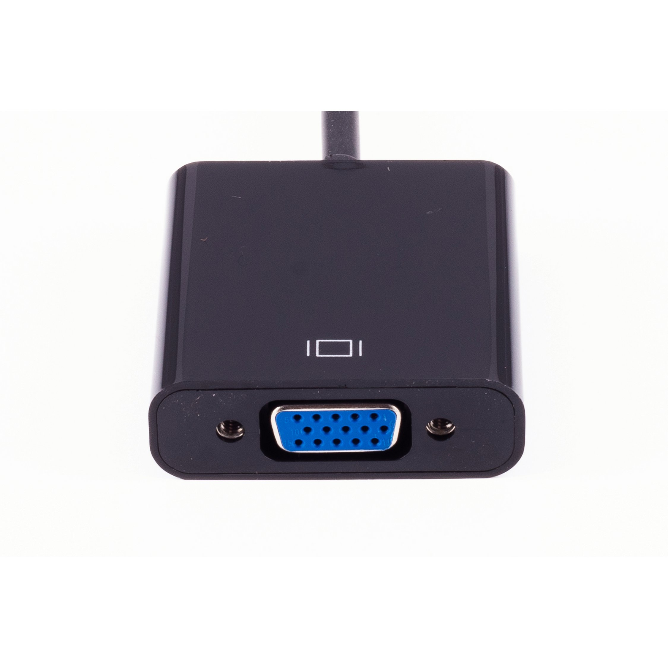 Ein schwarzer VGA-Adapter mit blauem Stecker, von vorne betrachtet, auf weißem Hintergrund.