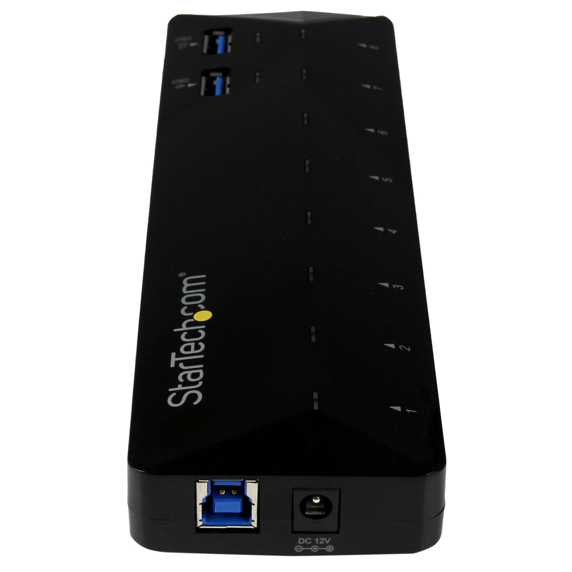 Ein schwarzer USB-Hub mit 7 Anschlüssen, mit dem Markennamen StarTech.com.