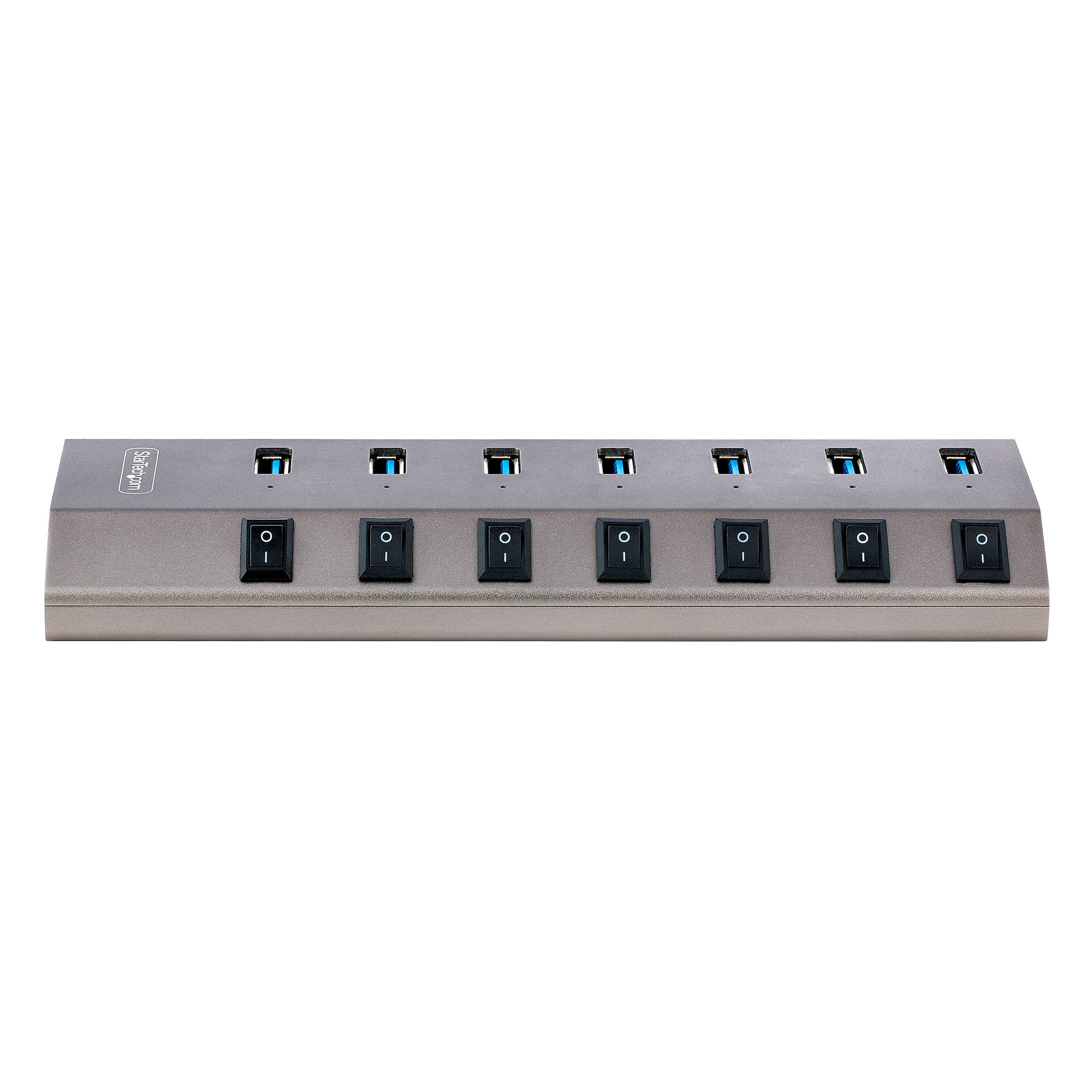 Grauer USB-Hub mit sieben Schaltern, schwarzen Schaltern und blauen USB-Anschlüssen auf weißem Hintergrund.