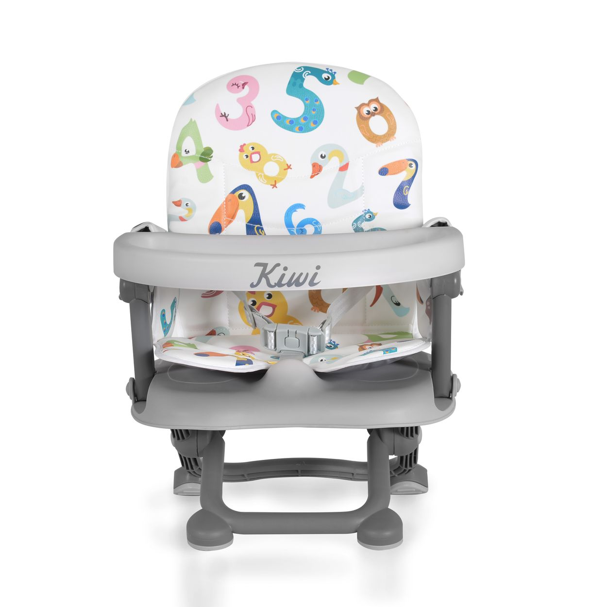 Babyhochstuhl. Graues Gestell, weißer Sitz mit Zahlen und Tieren. Weißer Hintergrund.