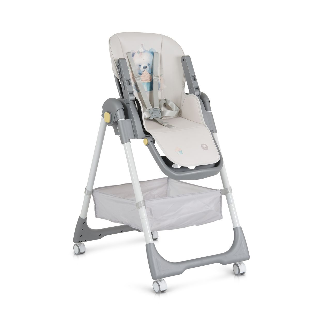 Ein Babyhochstuhl mit beigem Sitz und Tablett, auf weißem Hintergrund.