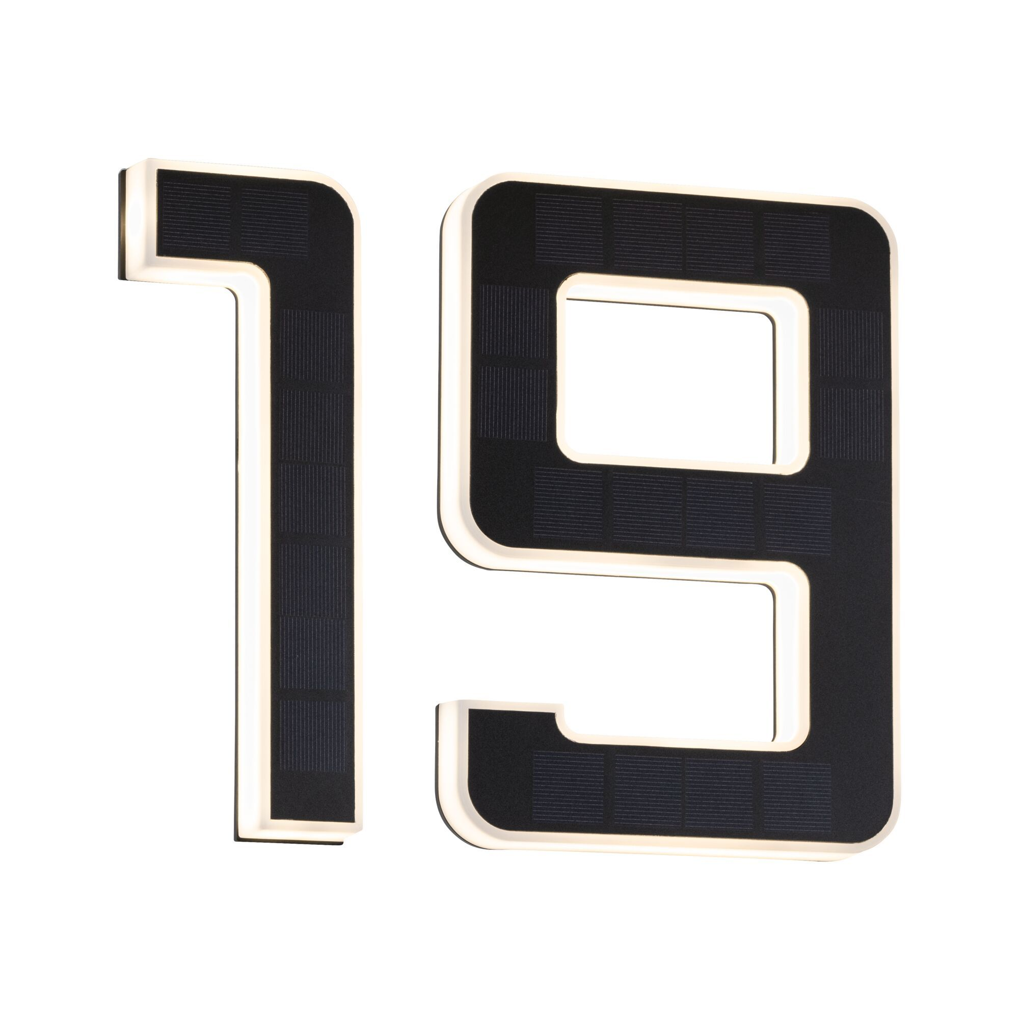 Numer 19 zasilany energią słoneczną w kolorze czarnym z białym oświetleniem. Liczby są wyizolowane na białym tle.