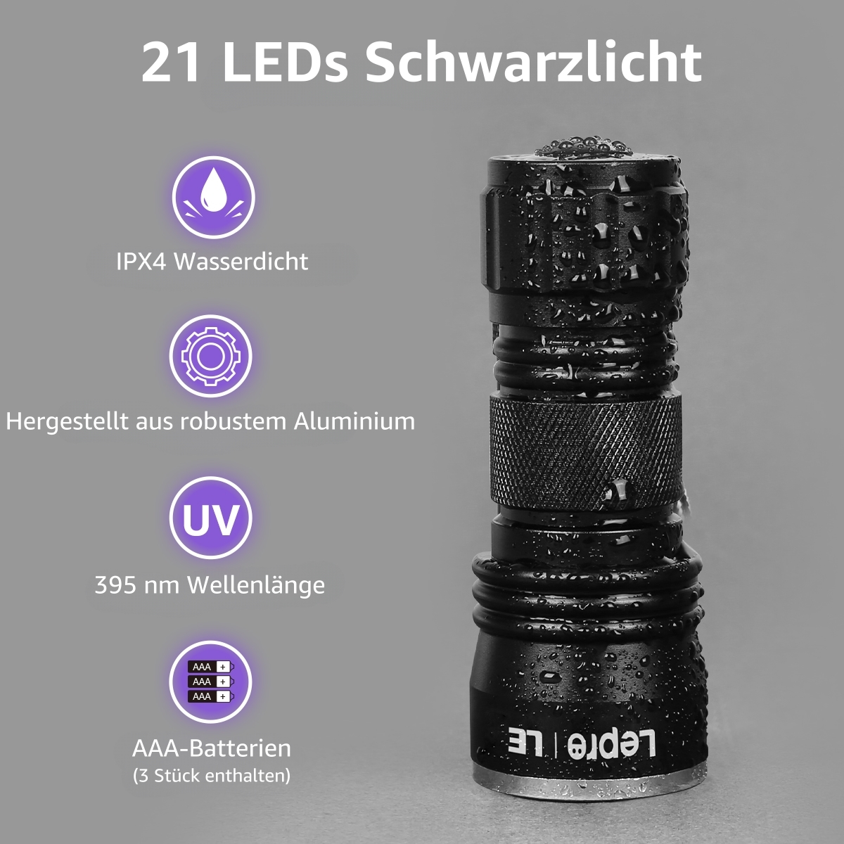 Schwarze UV-Taschenlampe mit Text über ihre Eigenschaften und AAA-Batterien, auf Weiß.