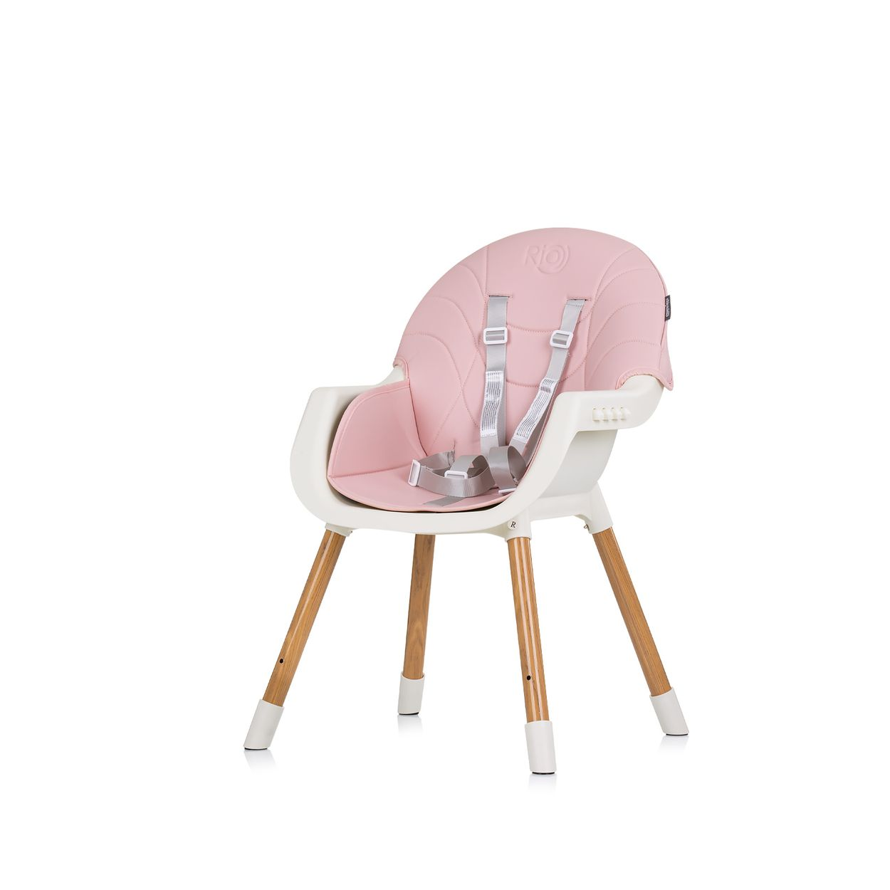 Ein rosa Babyhochstuhl, weißer Rahmen, Holzbeine, auf weißem Hintergrund.