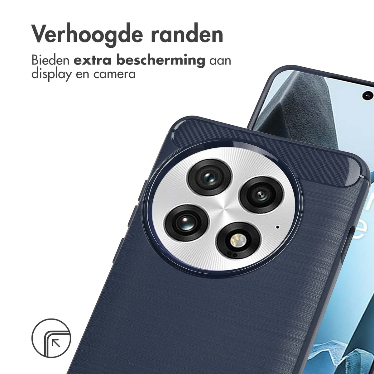 Close-up van een donkerblauwe telefoonhoes met verhoogde randen, met een telefoon op de achtergrond.