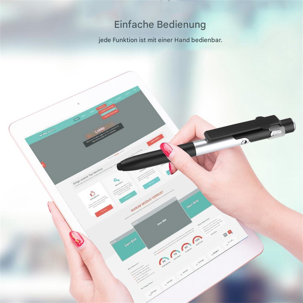 Eine Person, die einen Stift auf einem Tablet verwendet, zeigt Webinhalte, mit rotem Nagellack.