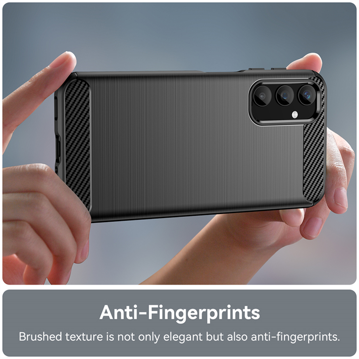 Mains tenant un téléphone avec une coque noire. Texte : Anti-empreintes digitales. Texture brossée.