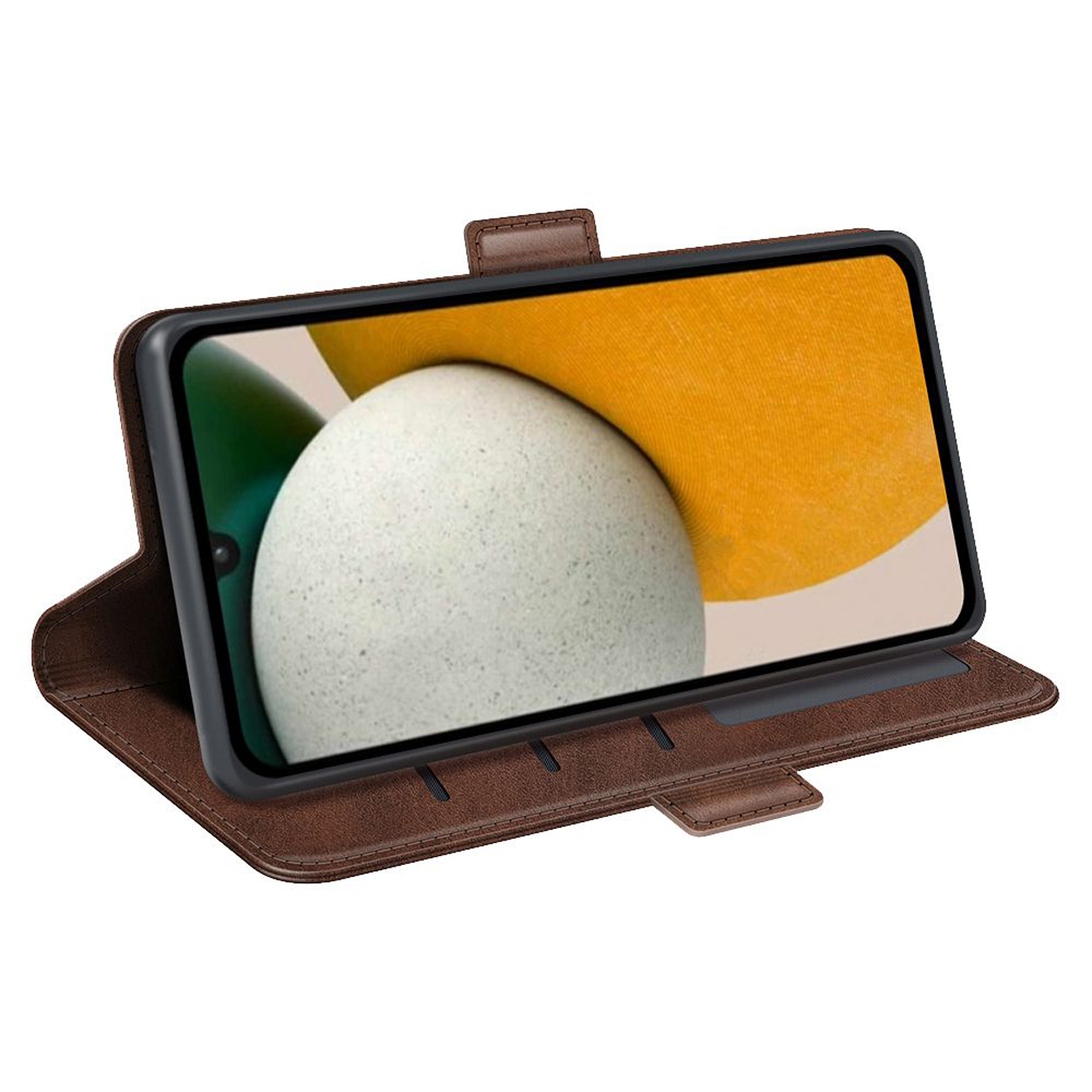 Étui de téléphone marron, ouvert, avec téléphone à l'intérieur. Fond blanc. L'écran du téléphone est visible.