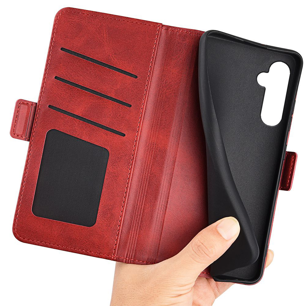 Étui de téléphone en cuir rouge avec un téléphone à l'intérieur, ouvert. L'intérieur est noir avec une fente pour carte. Couleur rouge.