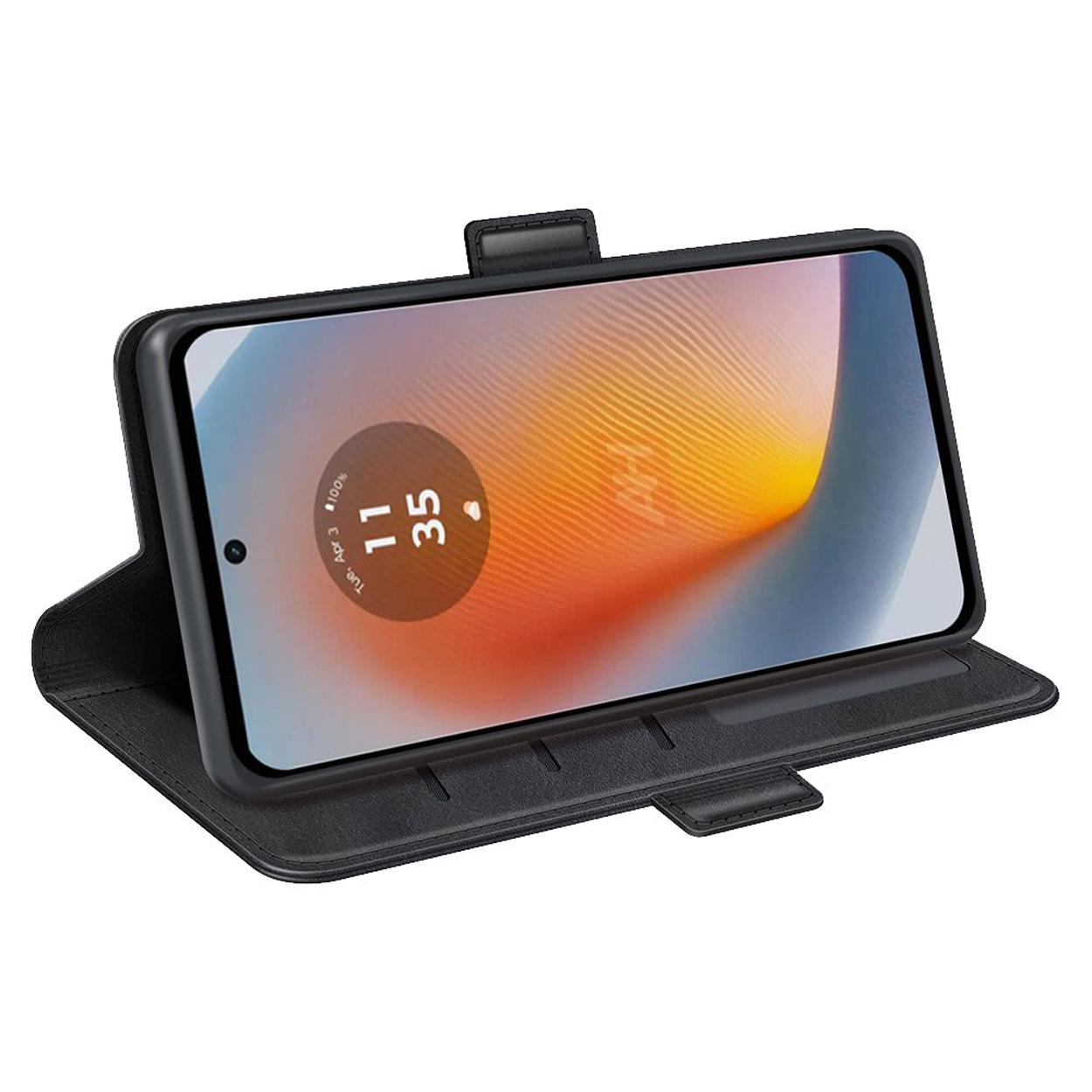 Zwarte telefoon in open hoes. Telefoon toont klok. Zwarte hoes met flap.