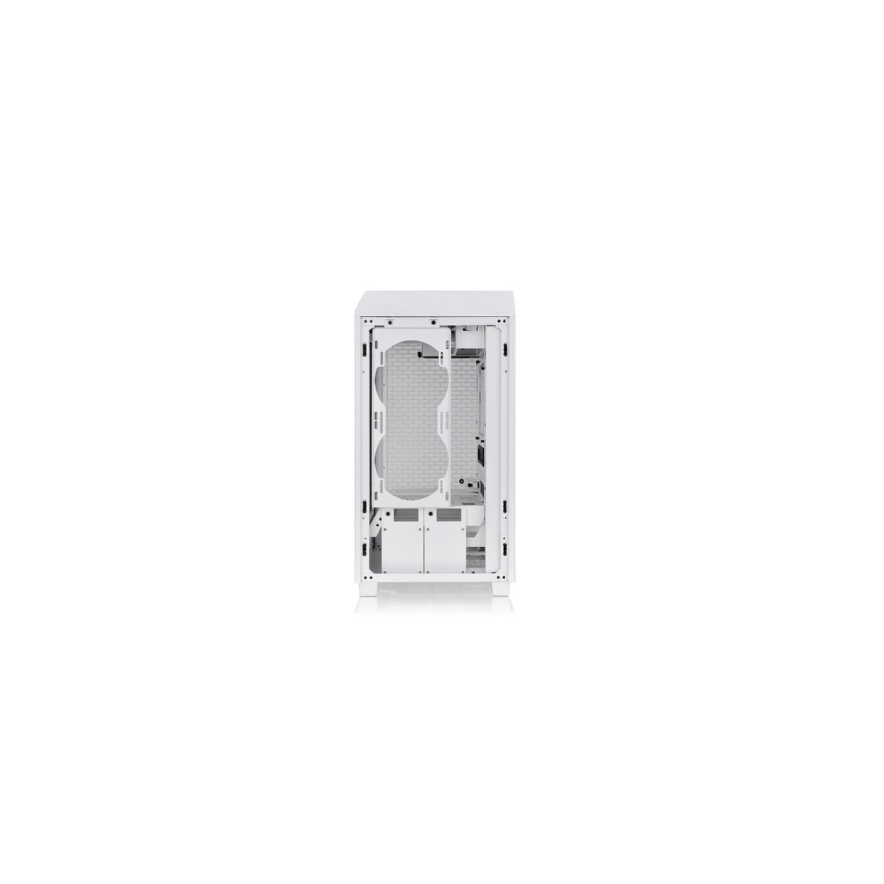 Case per computer bianco, vista frontale. Presenta un pannello frontale a rete. Lo sfondo è bianco.