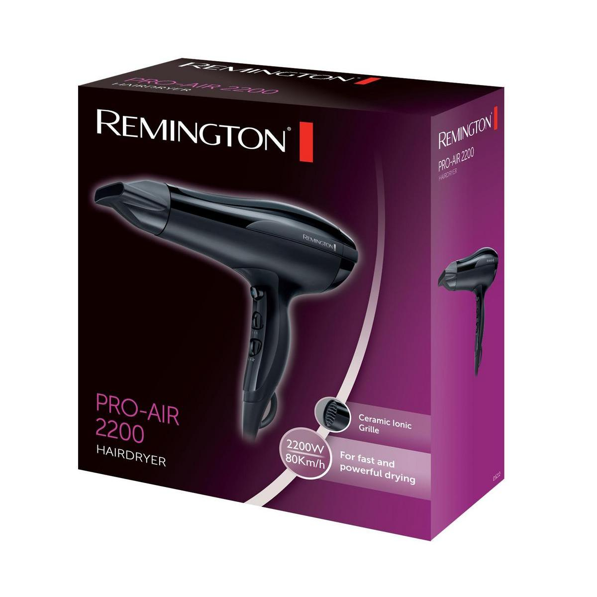 Czarna suszarka do włosów w pudełku. Pudełko ma tekst. Białe tło.