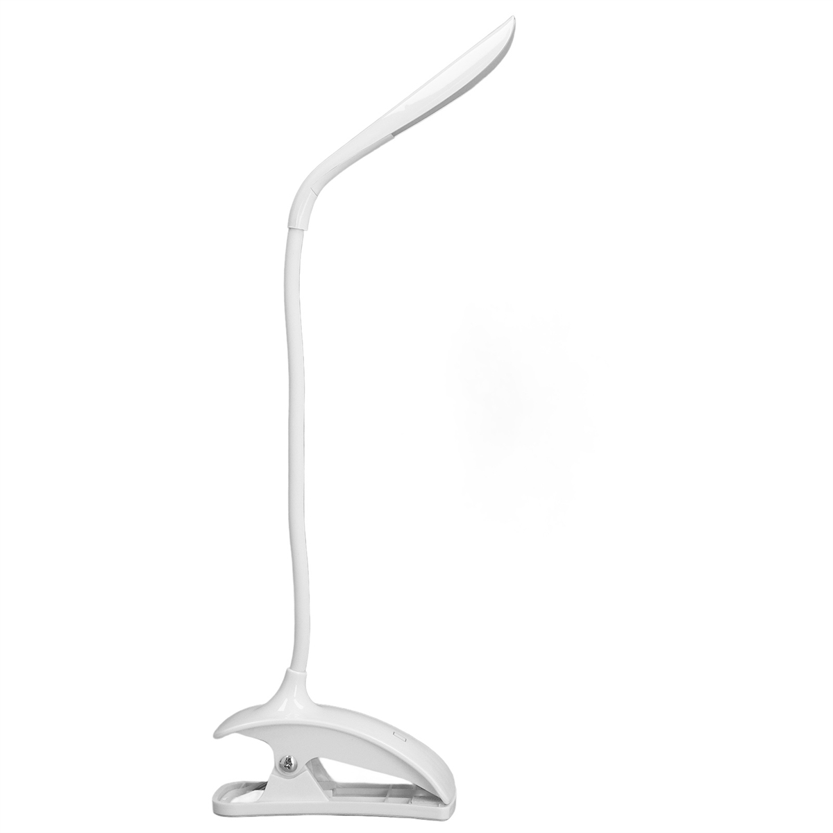 Weiße Schreibtischlampe. Sie hat einen gebogenen Arm und einen Clip-On-Sockel. Die Lampe ist eingeschaltet.