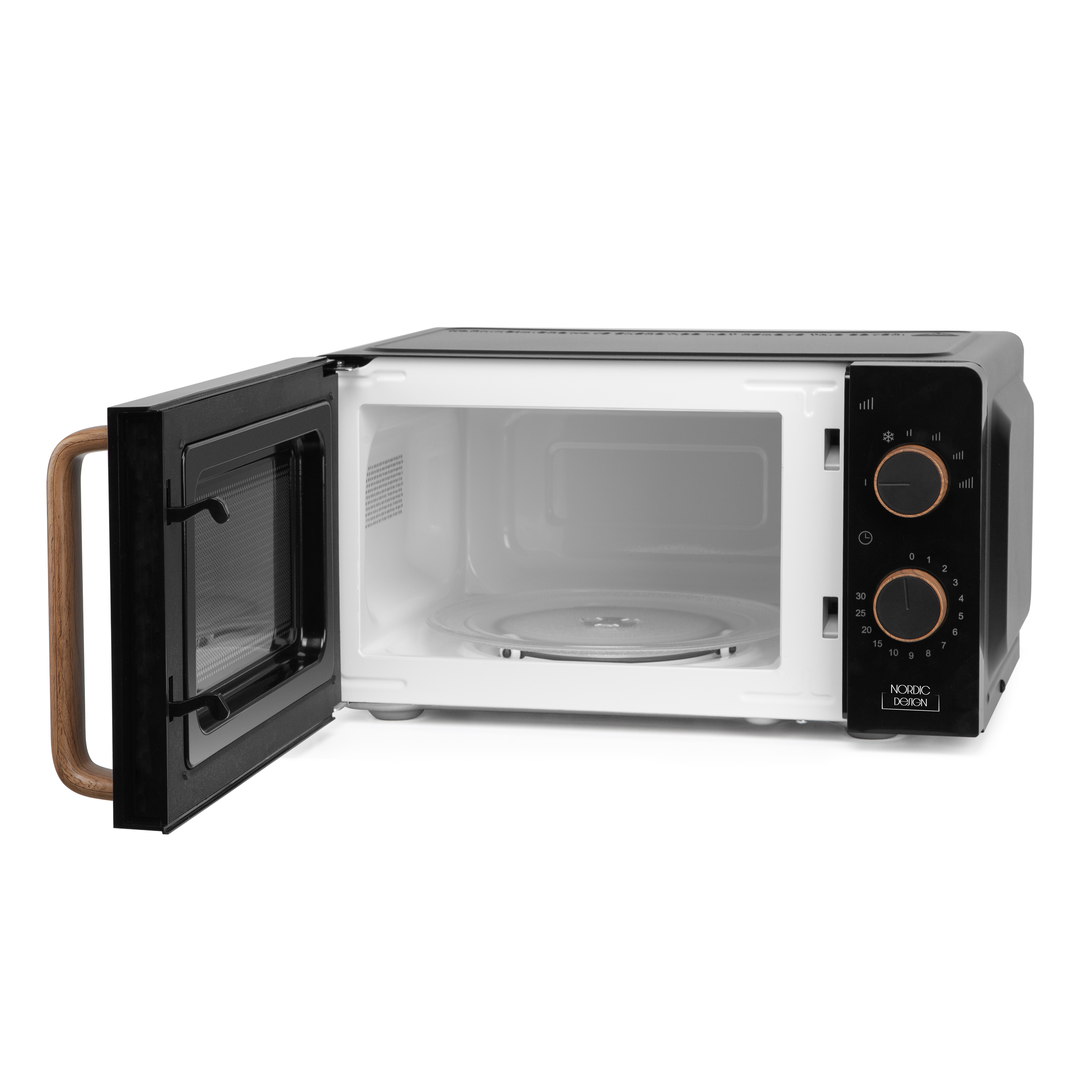 Czarna kuchenka mikrofalowa z drewnianym uchwytem, otwarte drzwi. Wewnątrz szklany talerz. Czarne i miedziane elementy.