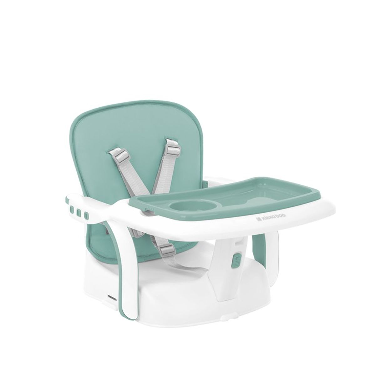 Weiß-grüner Babyhochstuhl mit Tablett und Sicherheitsgurten, isoliert auf weißem Hintergrund.
