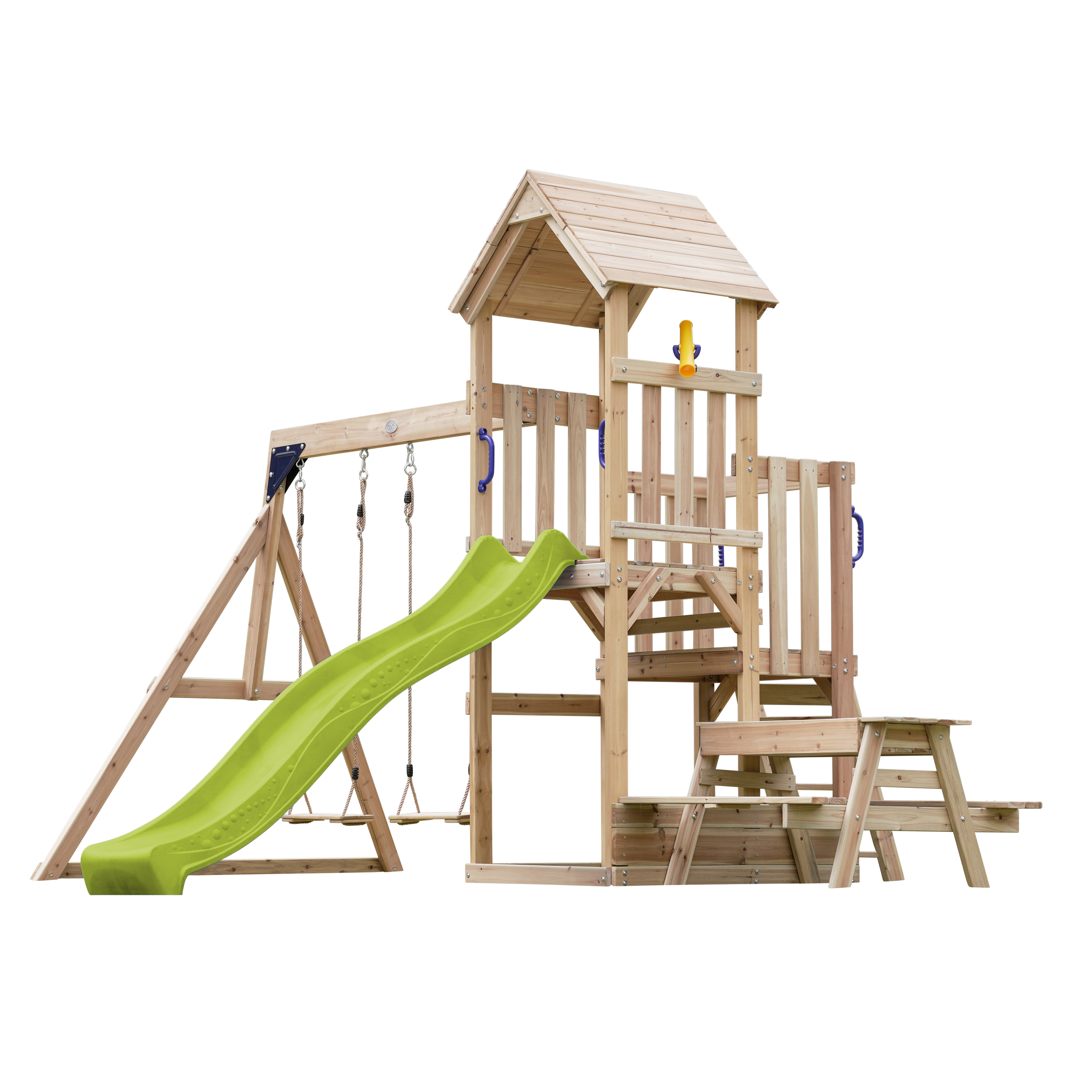 Ein Holzspielplatz mit Rutsche, Schaukeln, Picknicktisch und kleinem Haus.