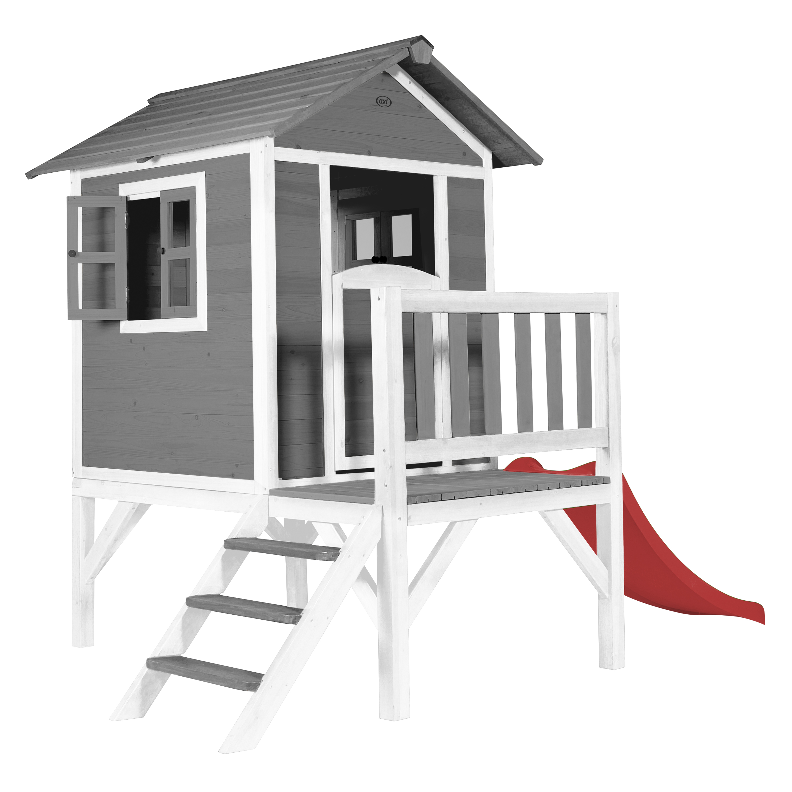 Graues Holzspielhaus mit Rutsche, Treppe und weißem Geländer. Weißer Hintergrund.