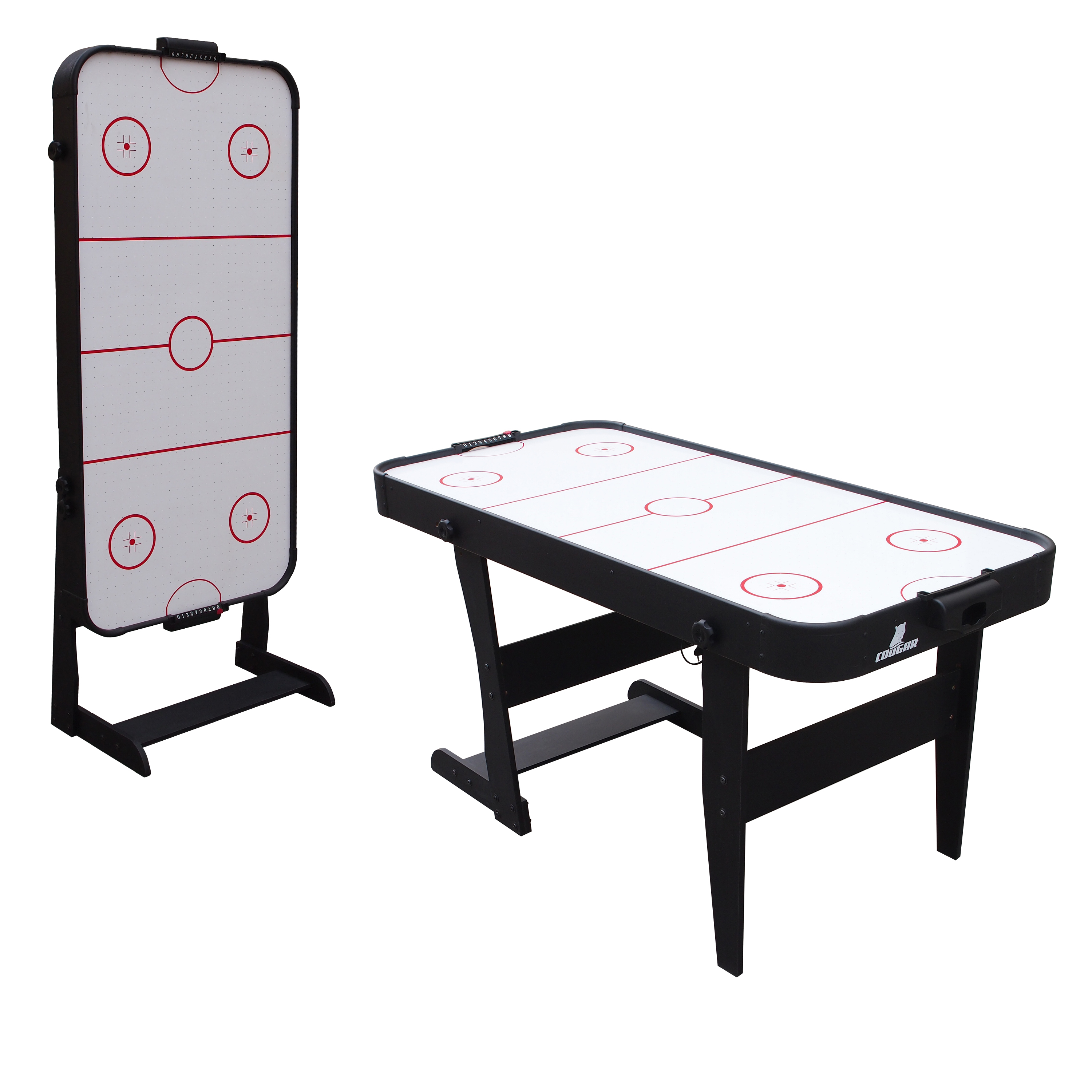 Zwei Airhockey-Tische. Einer aufrecht, einer horizontal. Schwarz mit weißen Linien und roten Kreisen.