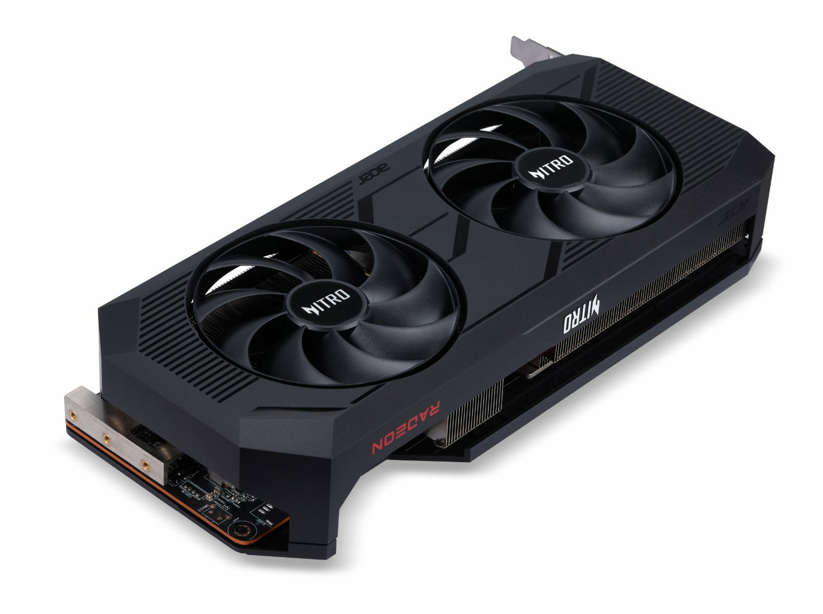 Eine Acer Nitro Radeon Grafikkarte. Sie ist schwarz, mit zwei Lüftern und dem NITRO-Logo.