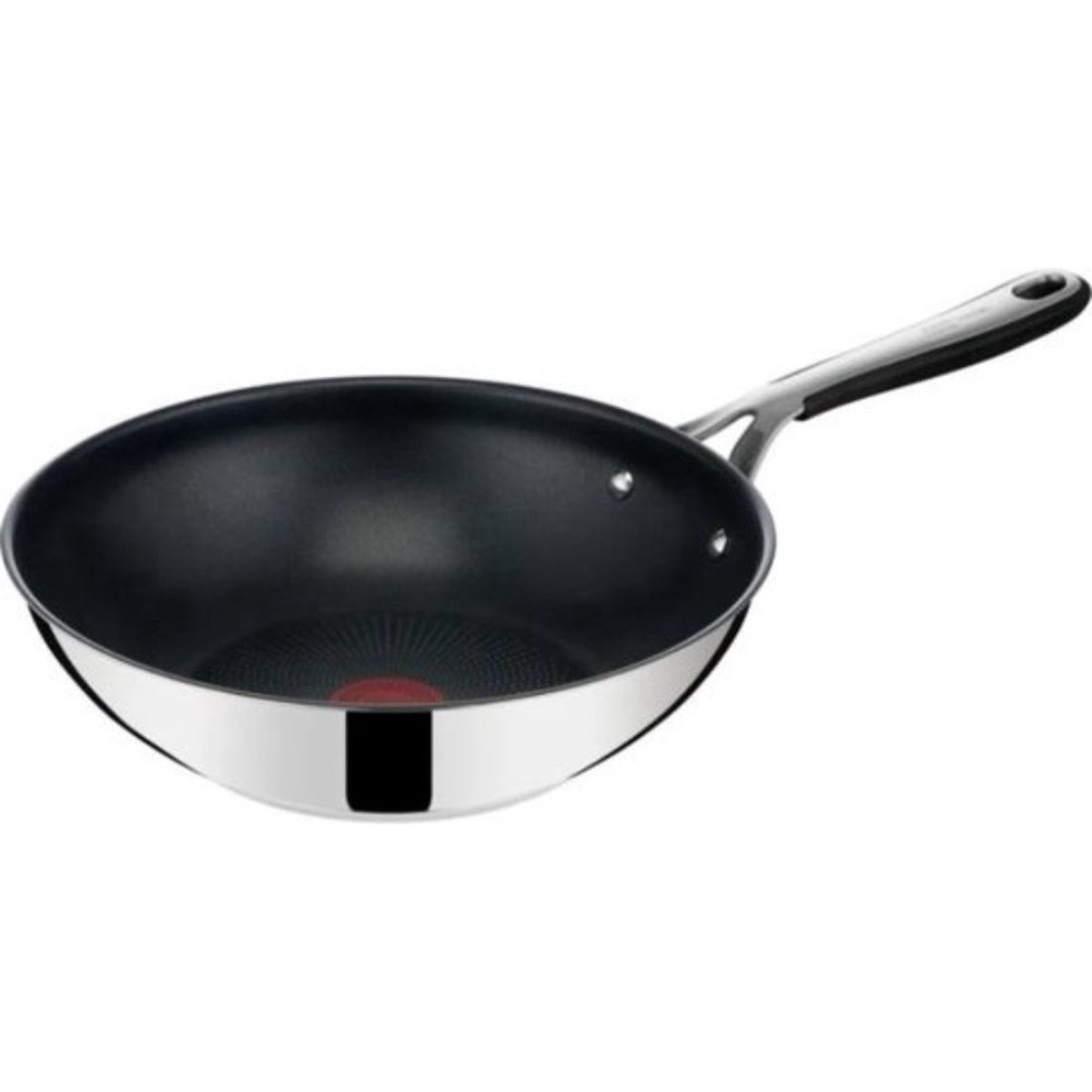 Wok en acier inoxydable avec intérieur noir, manche noir et point rouge. Fond blanc.