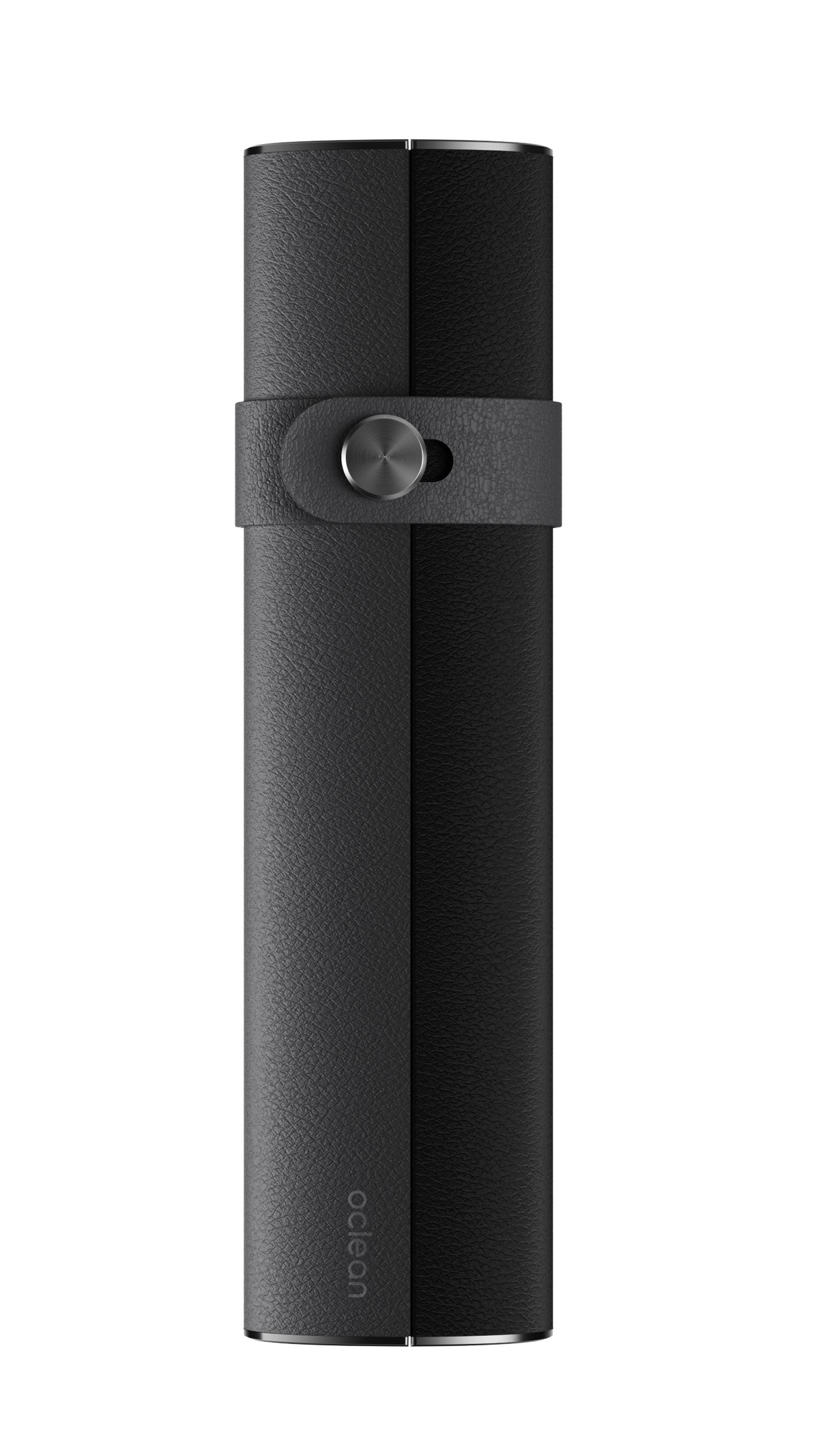 Ein schwarzes und graues zylindrisches Produkt. Es hat einen Lederriemen mit einem Metallknopf.